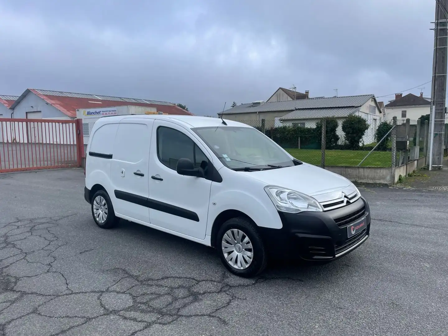 Citroen Berlingo 1.6 100 cv garantie 12 mois Blanc - 2