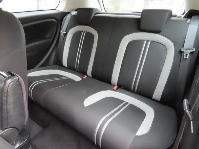 Fiat Grande Punto view 9