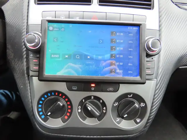 Fiat Grande Punto view 12
