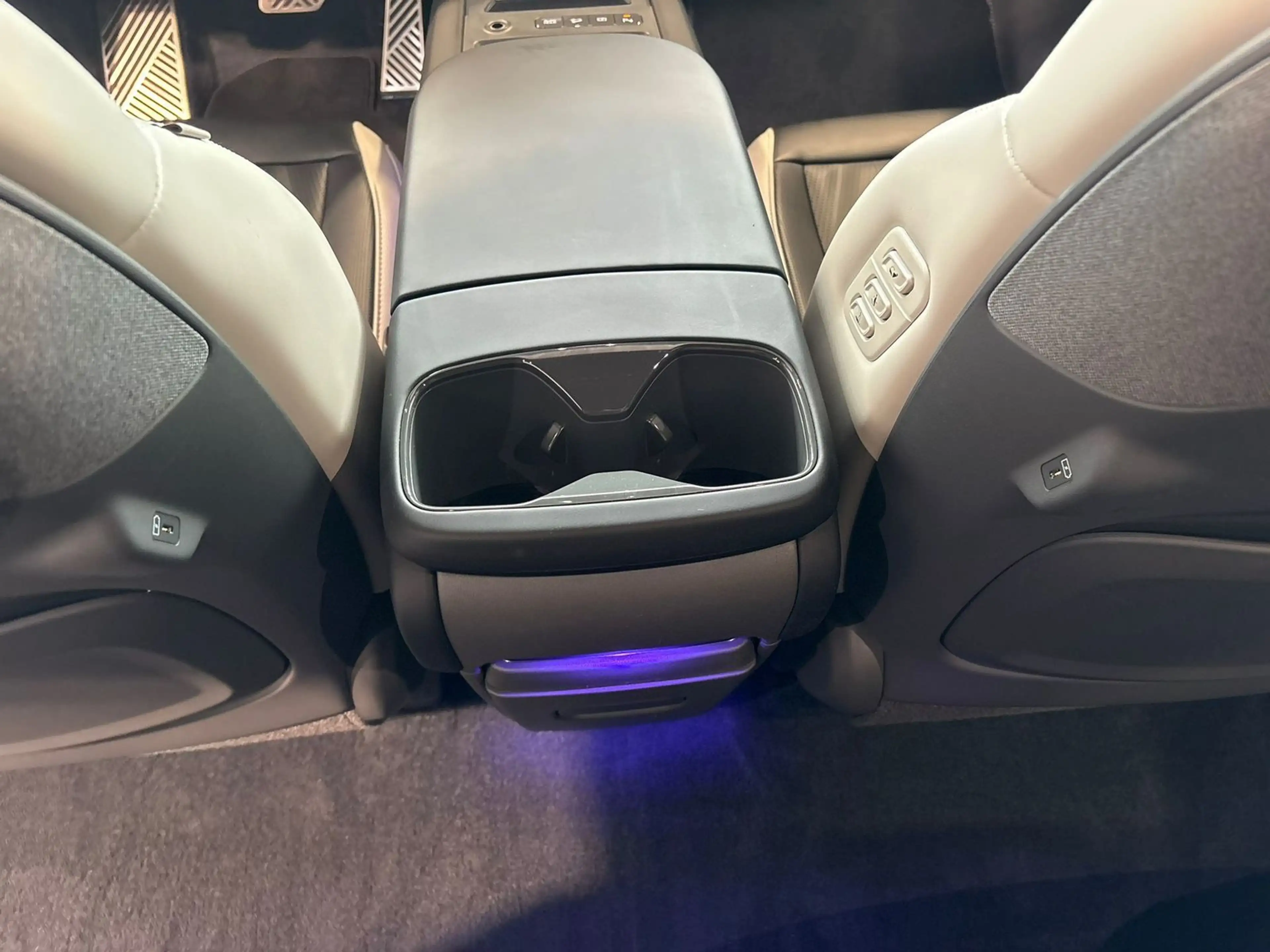 Kia EV9 GT-line  Launch Edition 4WD|ACC|360° — photo 13