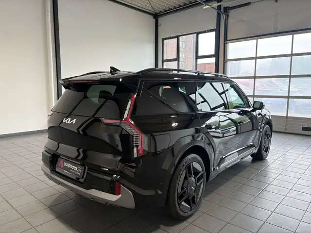 Kia Ev9 view 5