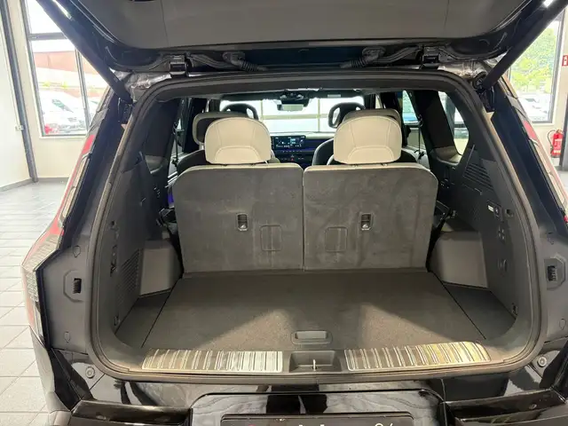 Kia Ev9 view 6