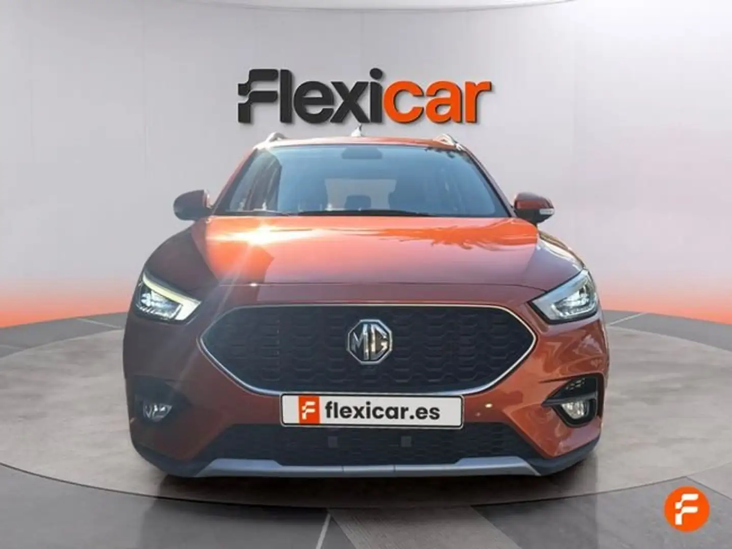 MG ZS 1.5 Luxury Naranja - 2