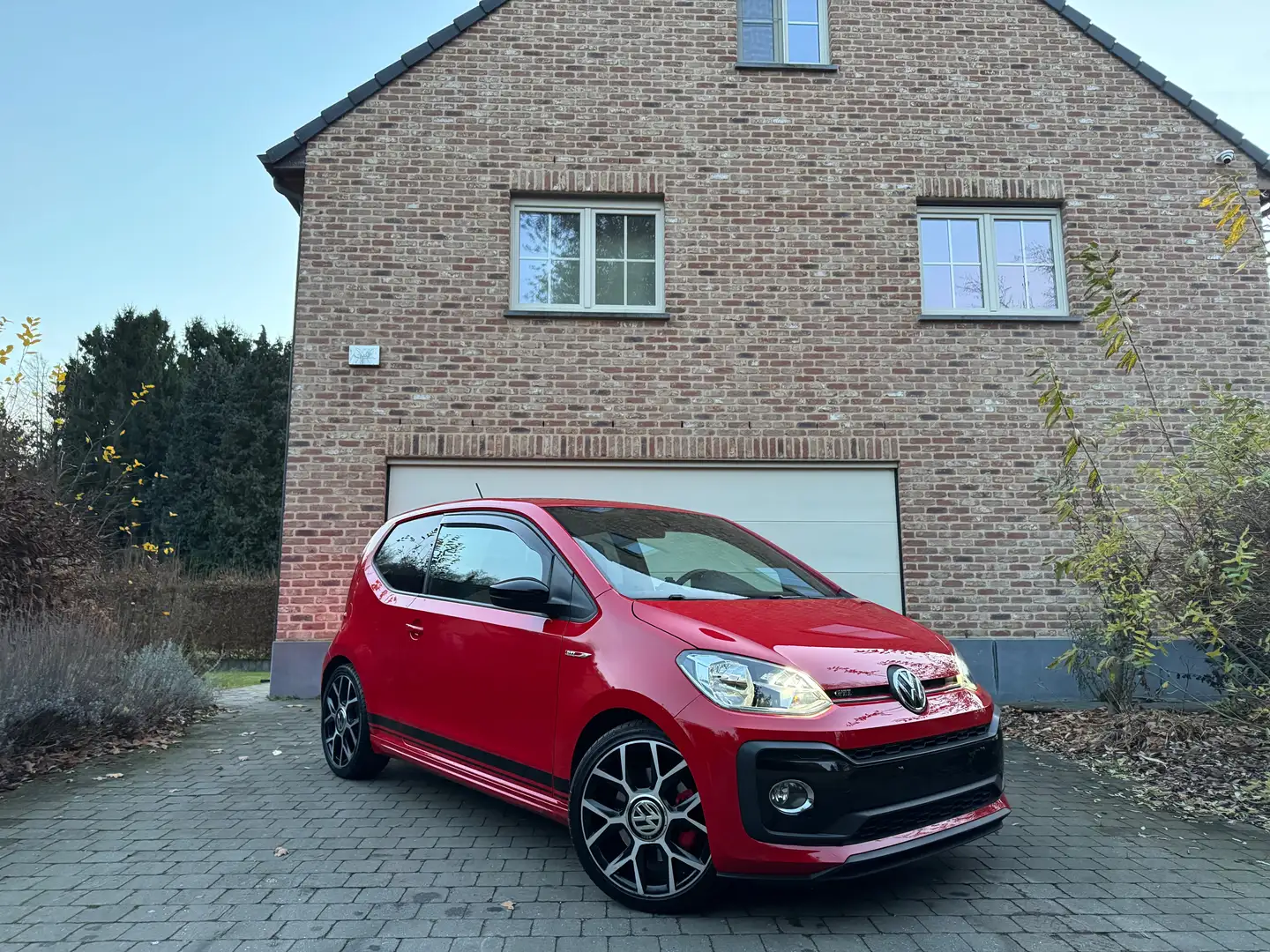 Volkswagen up! GTI 1.0TSI 31.000km Rood - 1