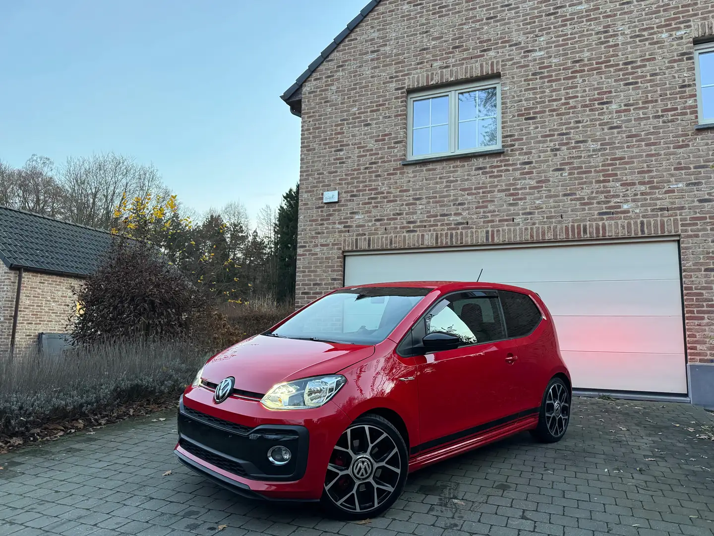 Volkswagen up! GTI 1.0TSI 31.000km Rood - 2