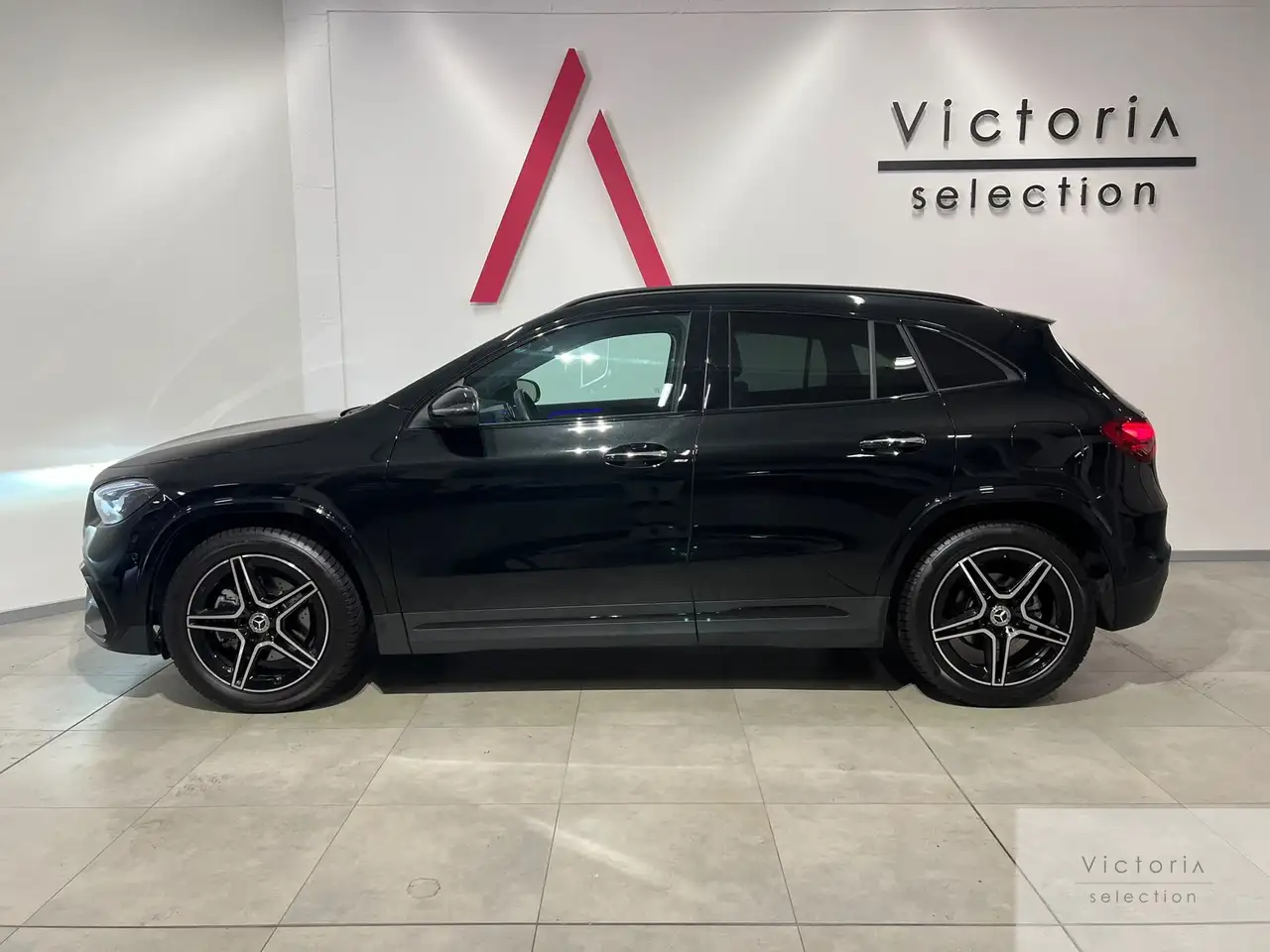 Mercedes-Benz GLA 200D 4MATIC AMG LINE PREMIUM 150 CV C.AUTOMATICO NAVI PACK NIGHT, миниатюра 4