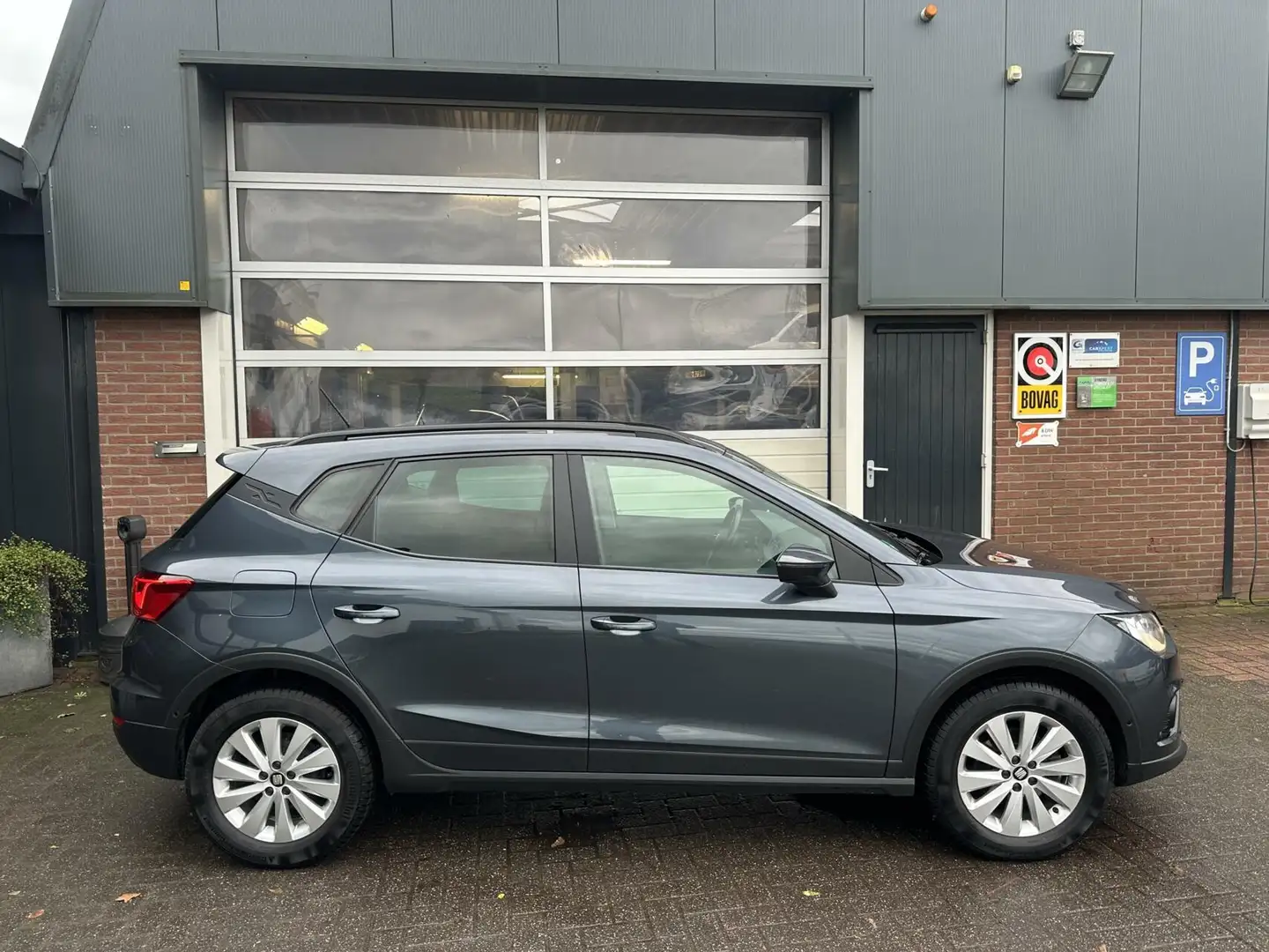 SEAT Arona 1.0 TSI Style Intense ACC/360 CAMERA *ALL-IN PRIJS Gris - 2