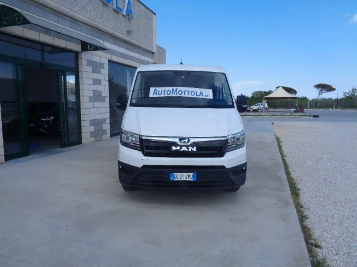 MAN TGE 3.140 2.0 TDI 140CV Furgone - P.ta Kg. 1.437 Bianco - 2