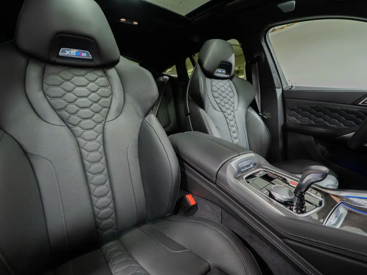 BMW X6 M снимка BMW X6 M