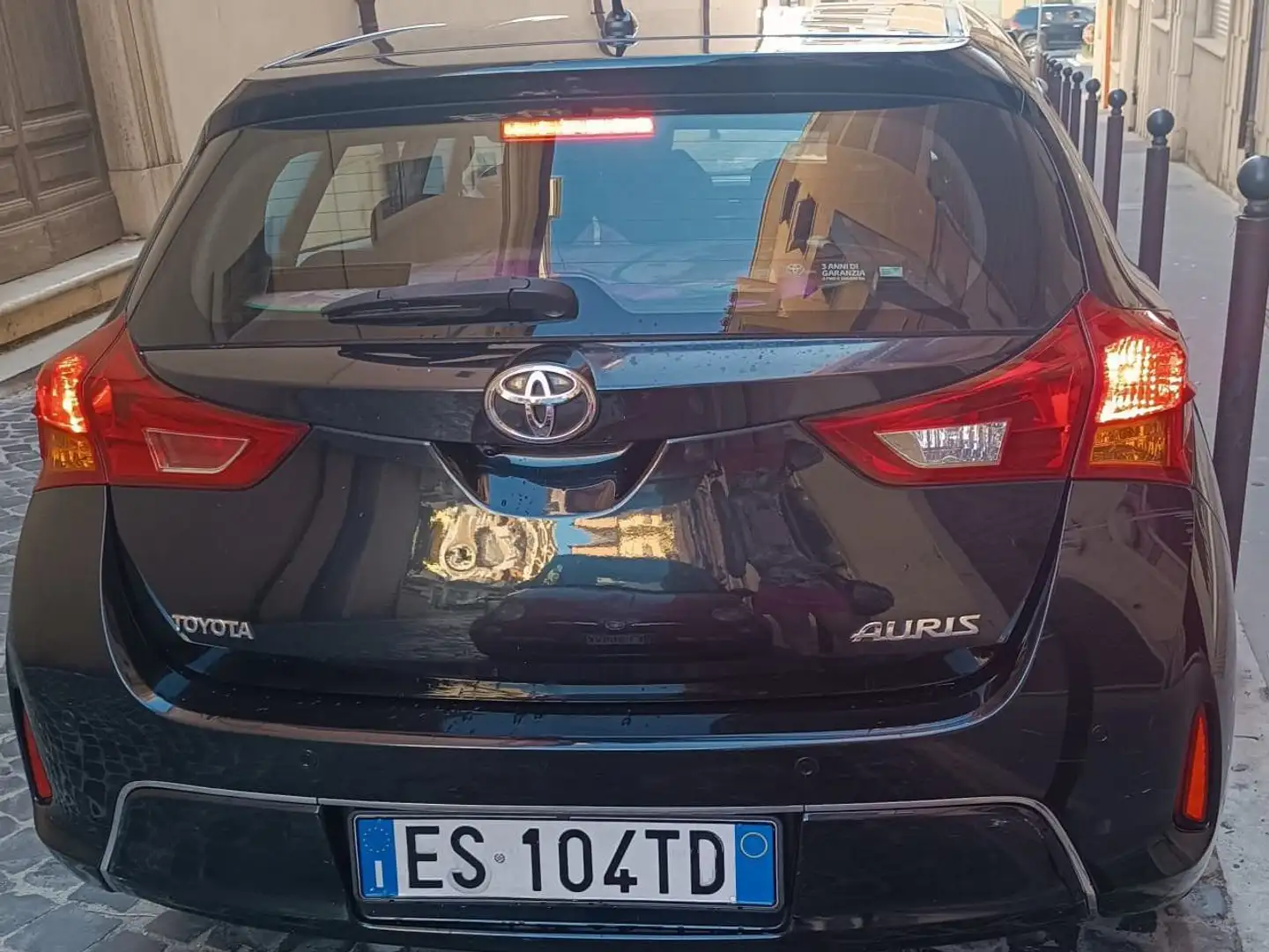 Toyota Auris Auris II 2013 5p 1.4 d-4d Active Nero - 2