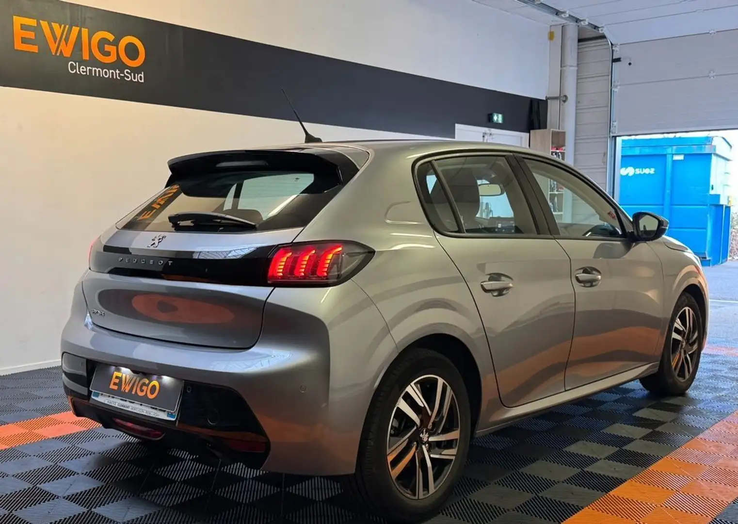 Peugeot 208 1.2 puretech 100ch allure entretien constructeur Gris - 2