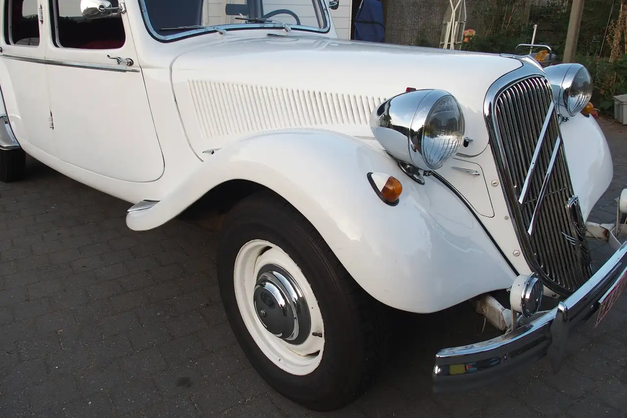 Citroen Traction Avant six 6 cyl., foto 3