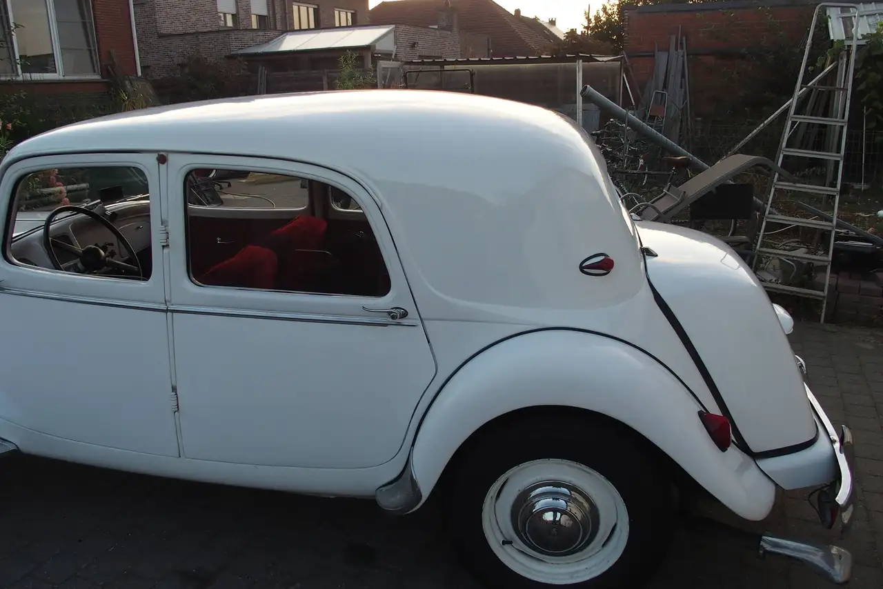 Citroen Traction Avant six 6 cyl., foto 9