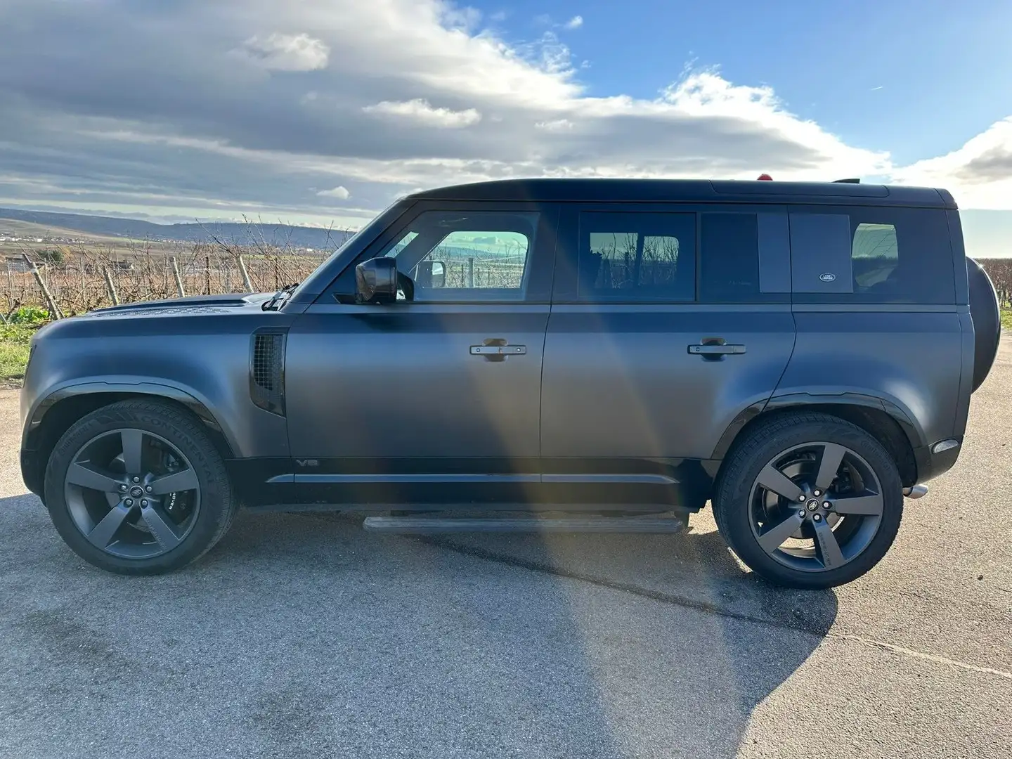 Land Rover Defender Carpathian Edition P525 Gris - 2