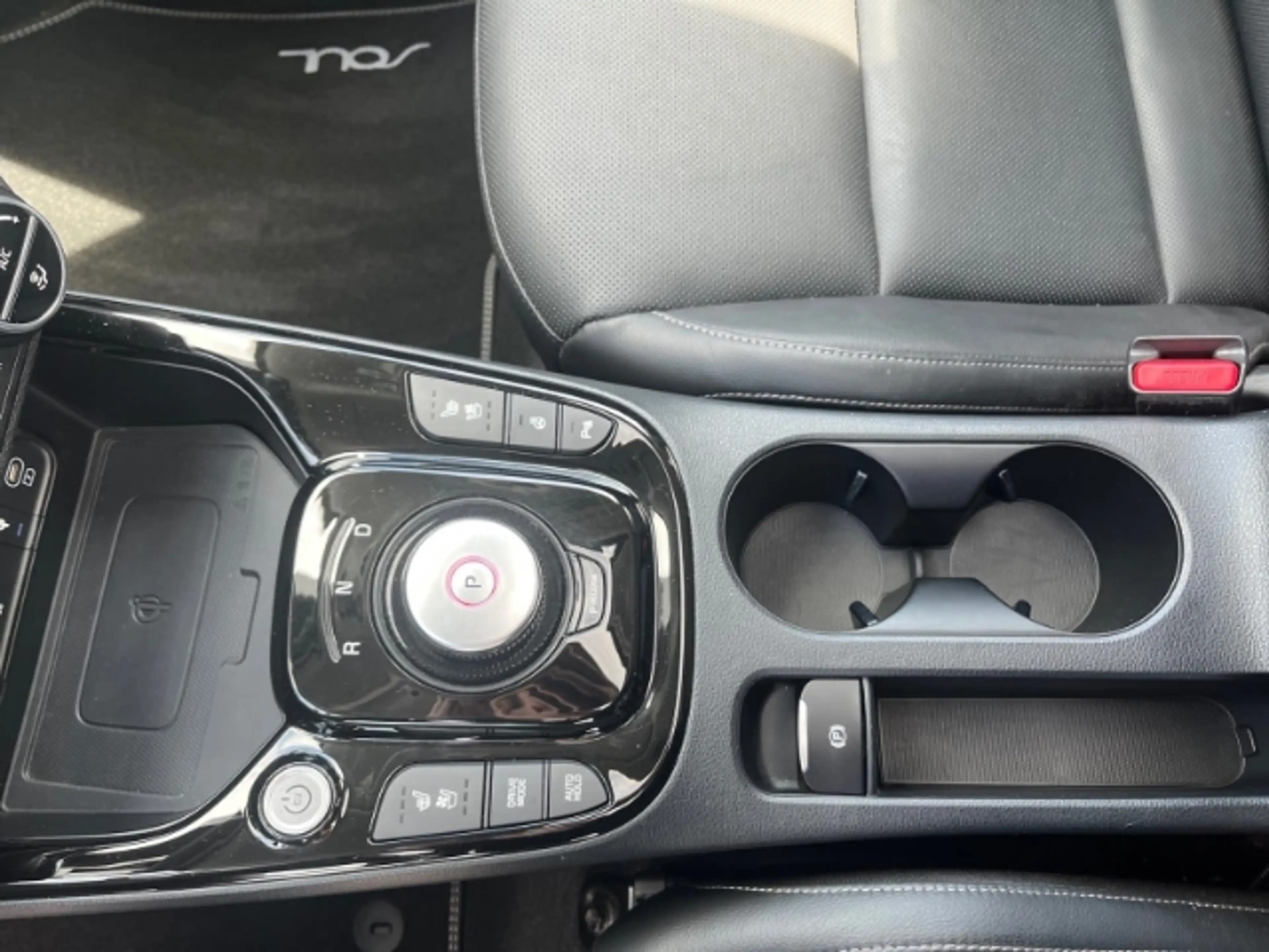 Kia Soul Inspiration Navi/Kamera/Sitzheizung/CarPlay — photo 17