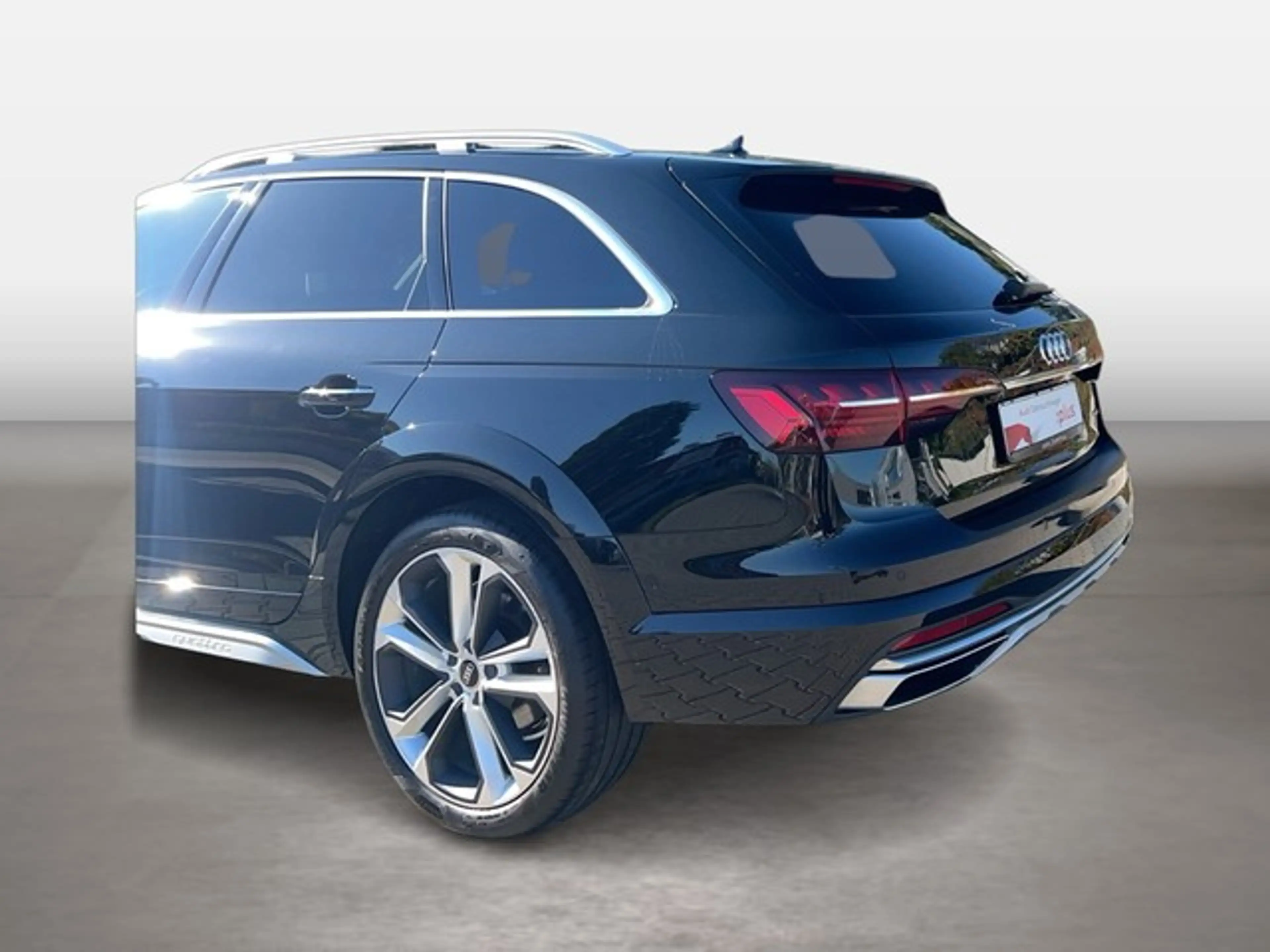 Audi A4 allroad quattro TDI *Matrix LED*Navi*ACC*AHK* — photo 3