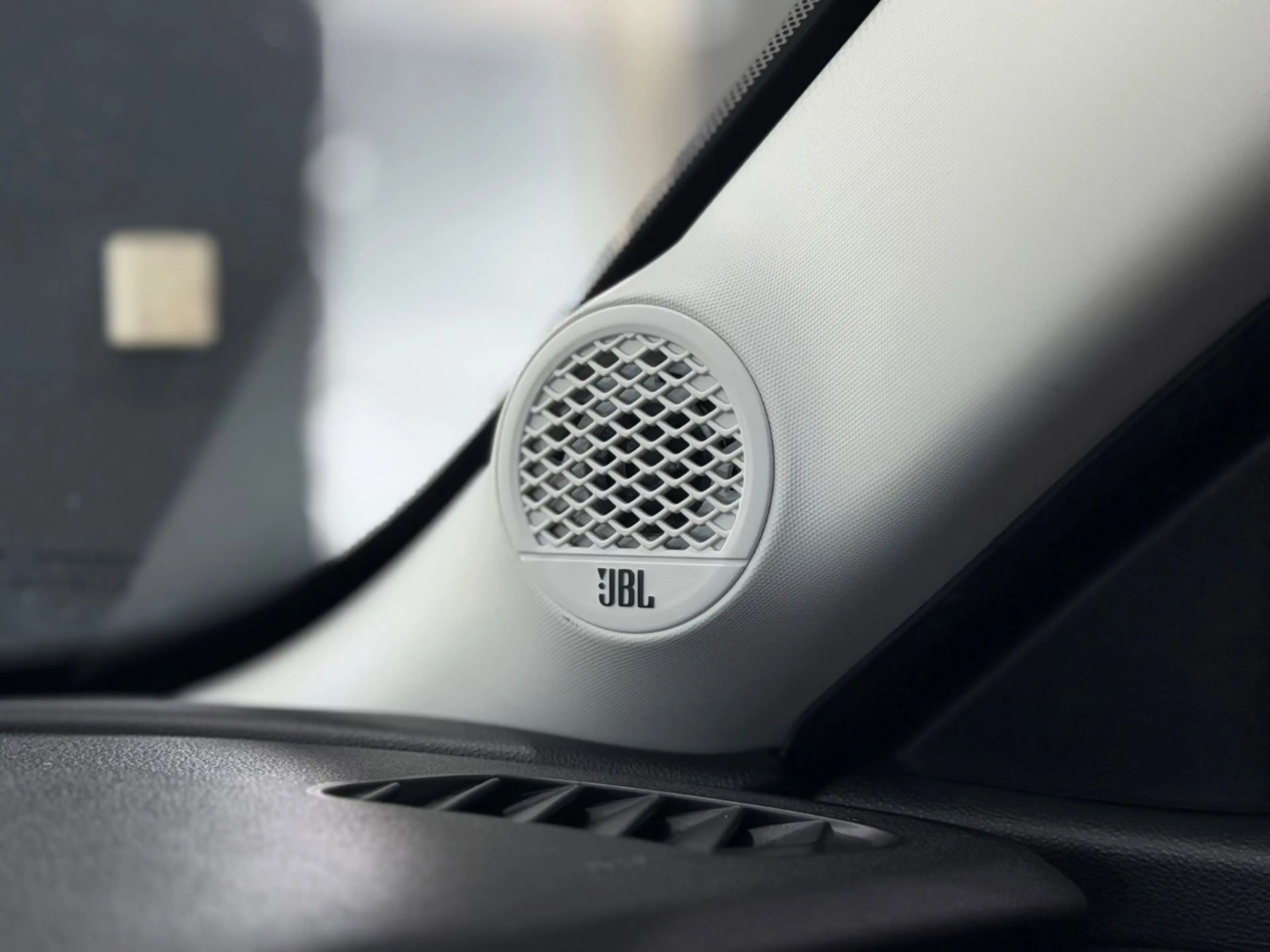 Jeep Avenger Altitude*ACC*LED*CARPLAY*KAMERA*WINTER* — photo 13