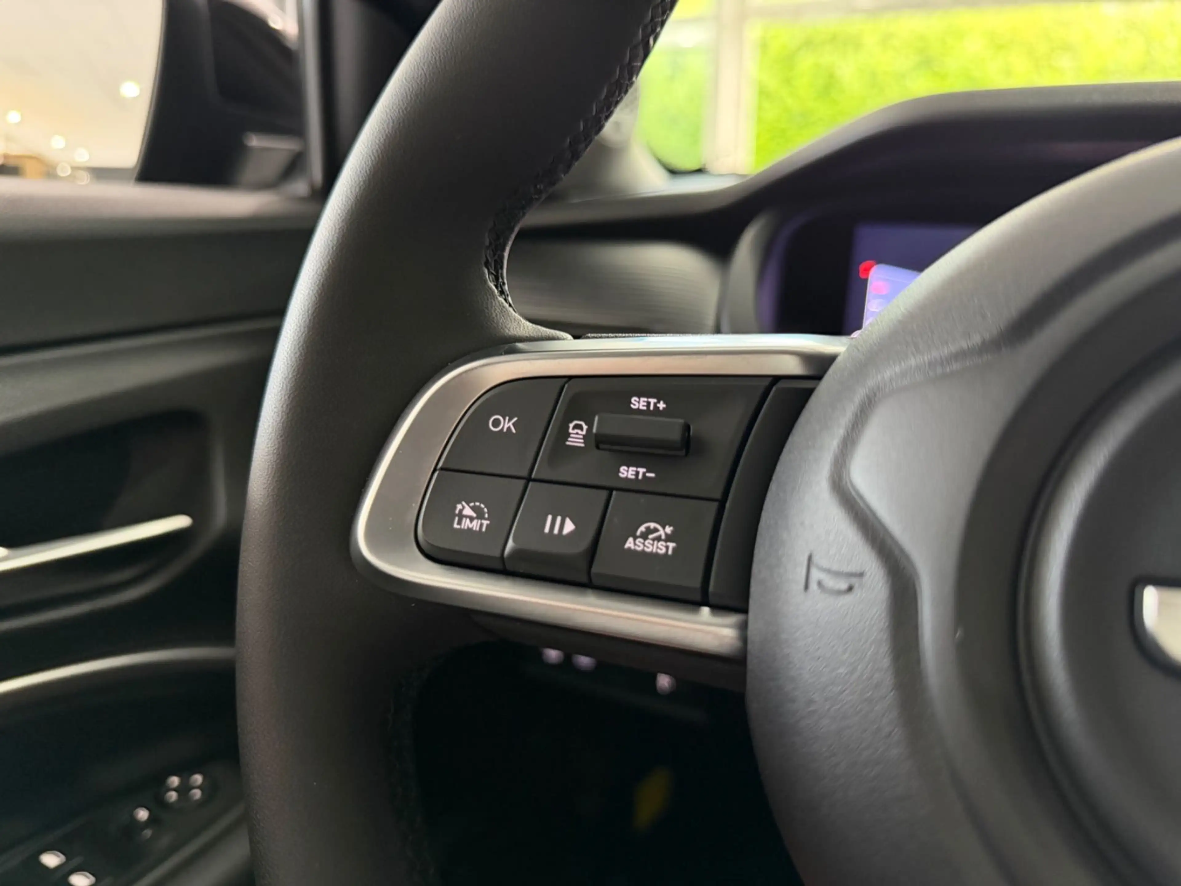 Jeep Avenger Altitude*ACC*LED*CARPLAY*KAMERA*WINTER* — photo 8