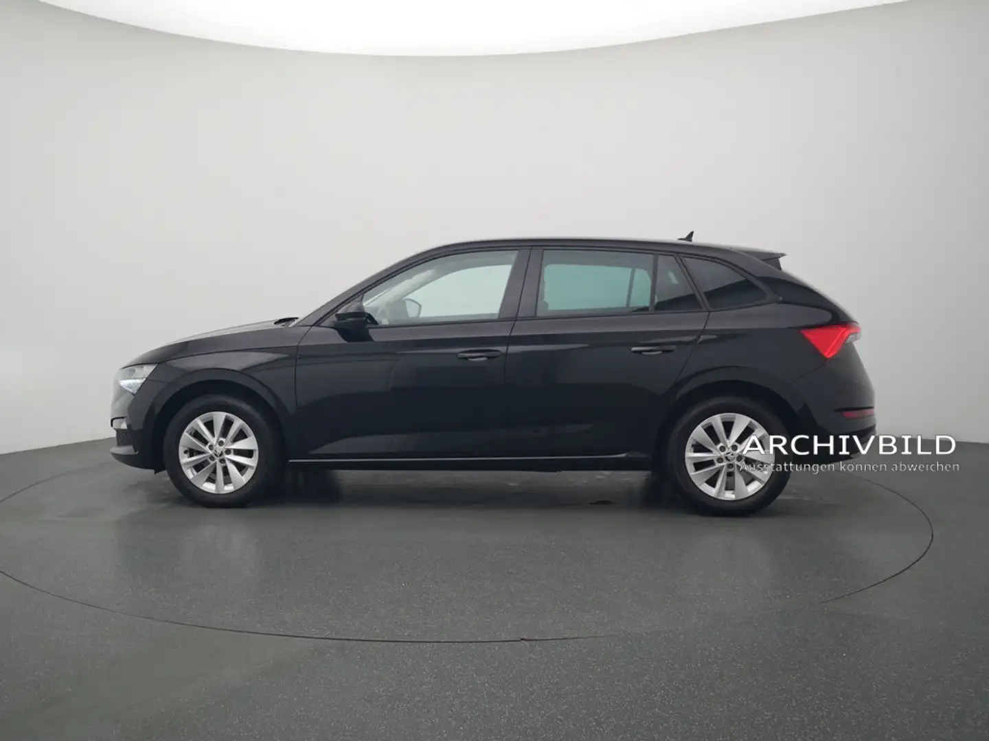 Skoda Scala Ambition ACC AHK SHZ PDC LED PORT NAVI Schwarz - 2