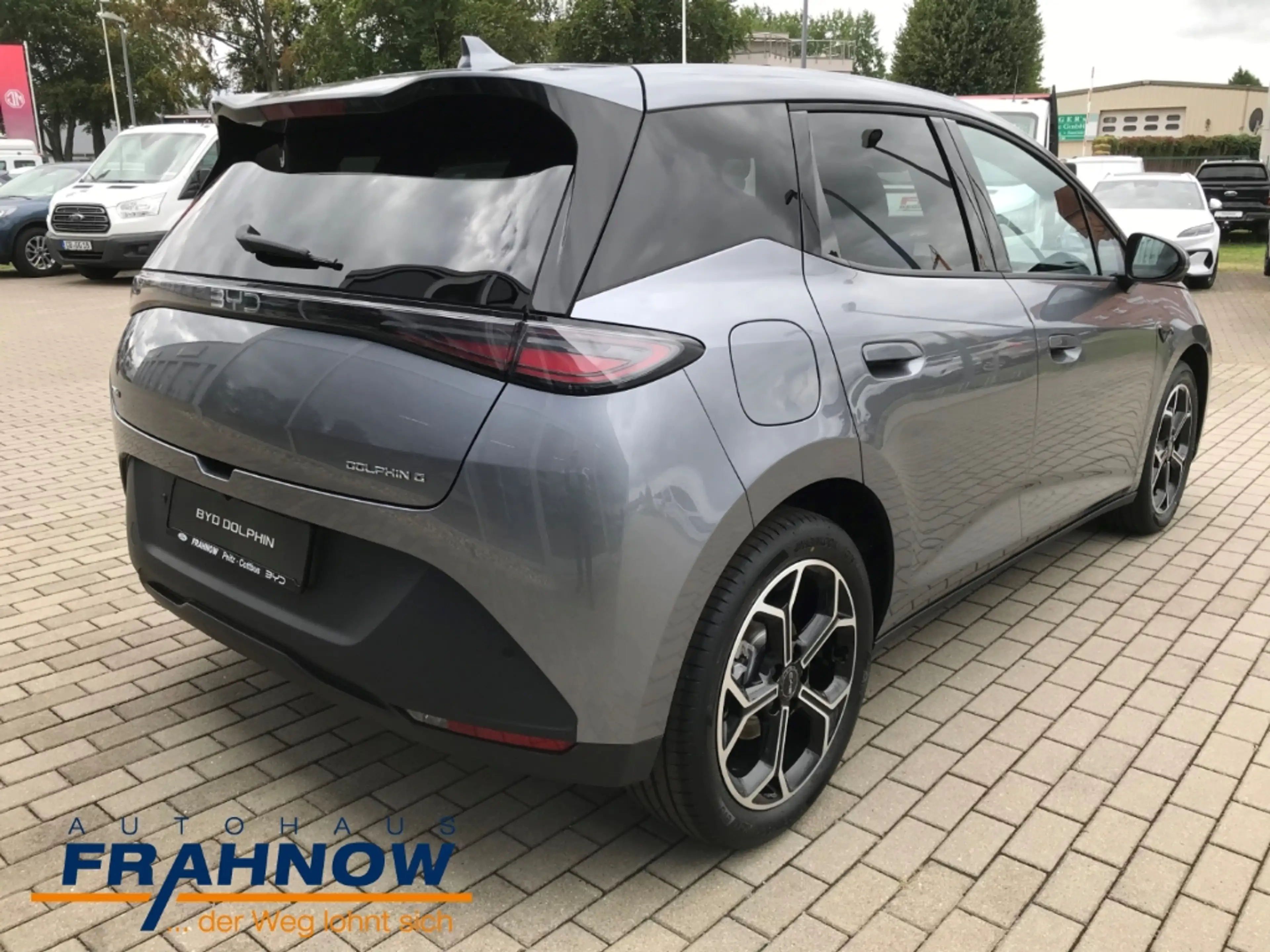 BYD Dolphin G 1.5 DM-i PHEV 156 kW Comfort LED NAVI SHZ ACC NAVI — photo 4