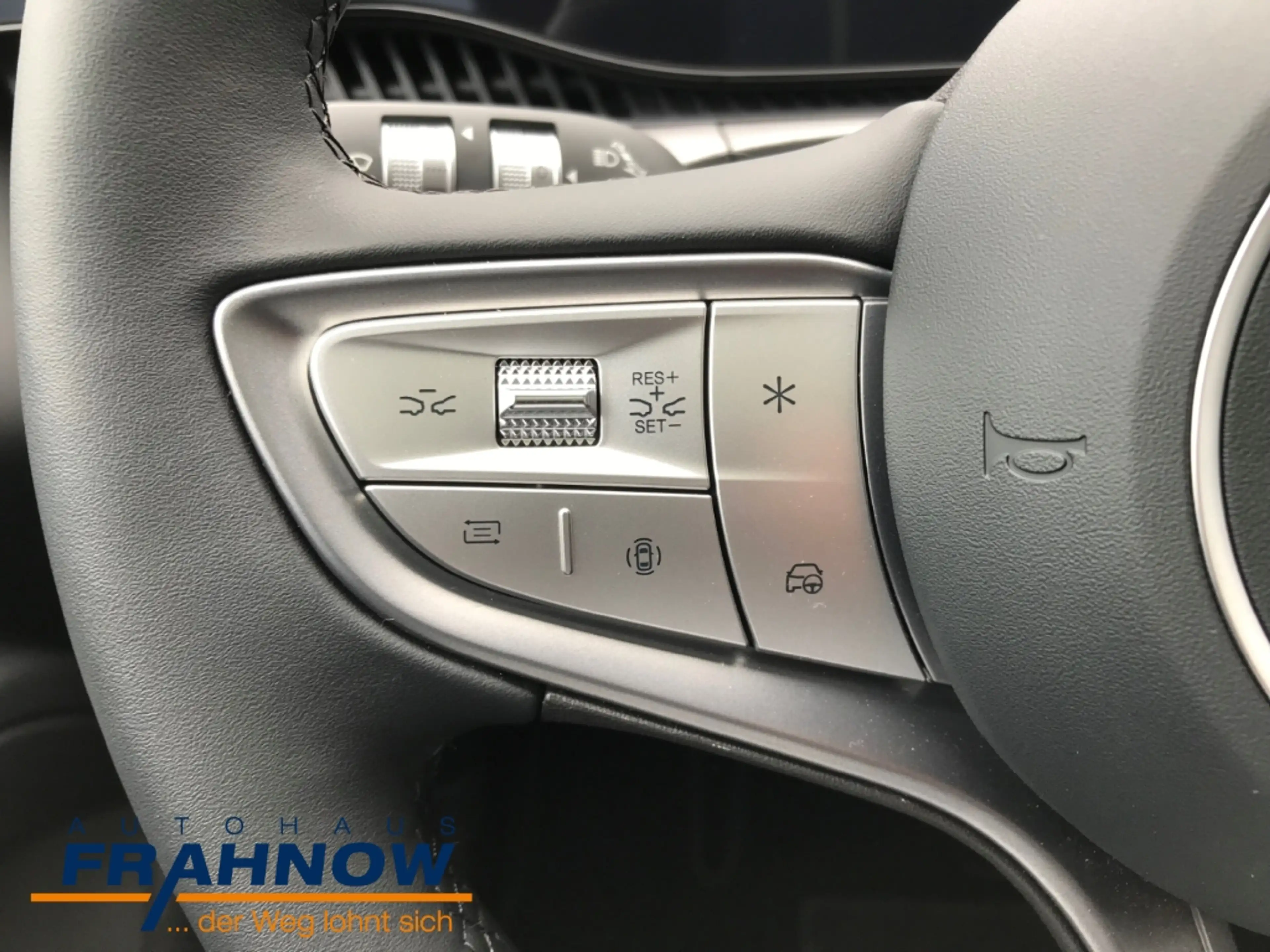 BYD Dolphin G 1.5 DM-i PHEV 156 kW Comfort LED NAVI SHZ ACC NAVI — photo 14