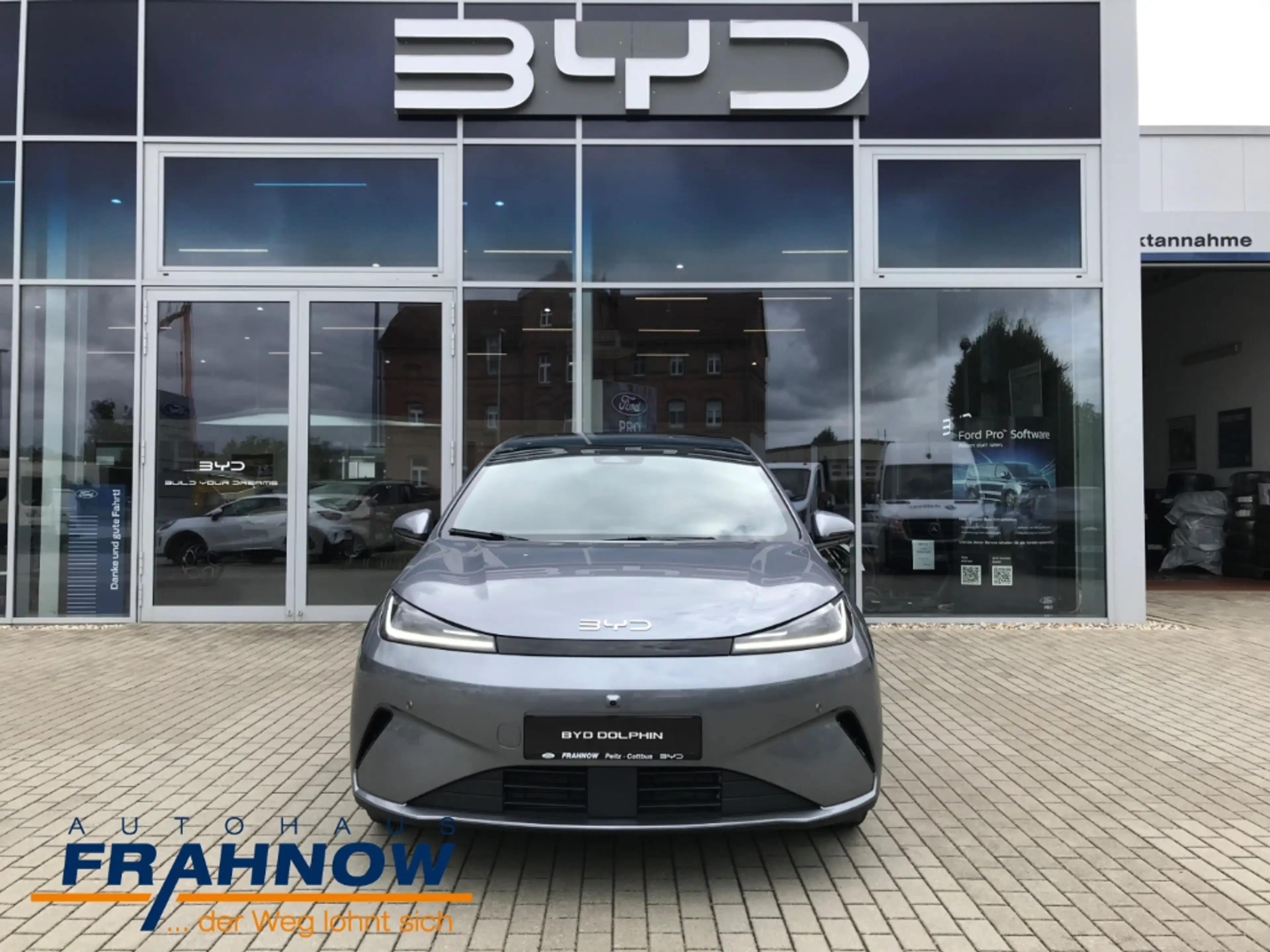 BYD Dolphin G 1.5 DM-i PHEV 156 kW Comfort LED NAVI SHZ ACC NAVI — photo 2