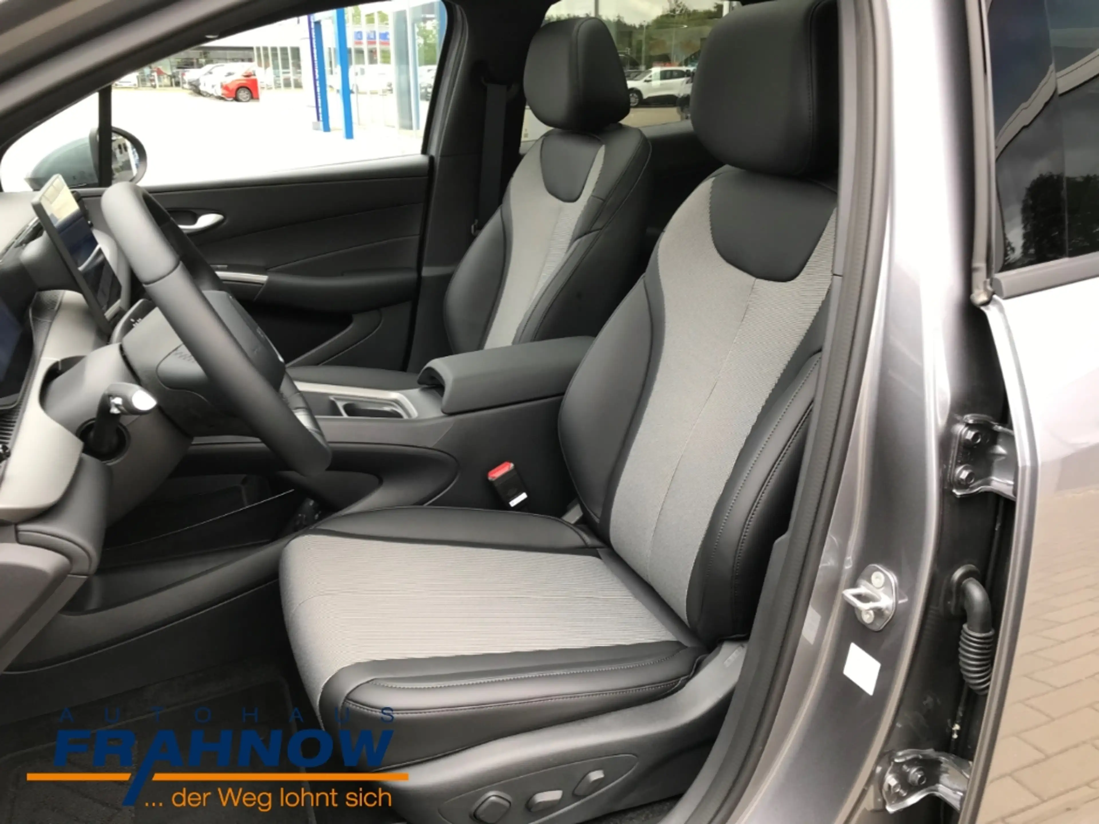 BYD Dolphin G 1.5 DM-i PHEV 156 kW Comfort LED NAVI SHZ ACC NAVI — photo 9