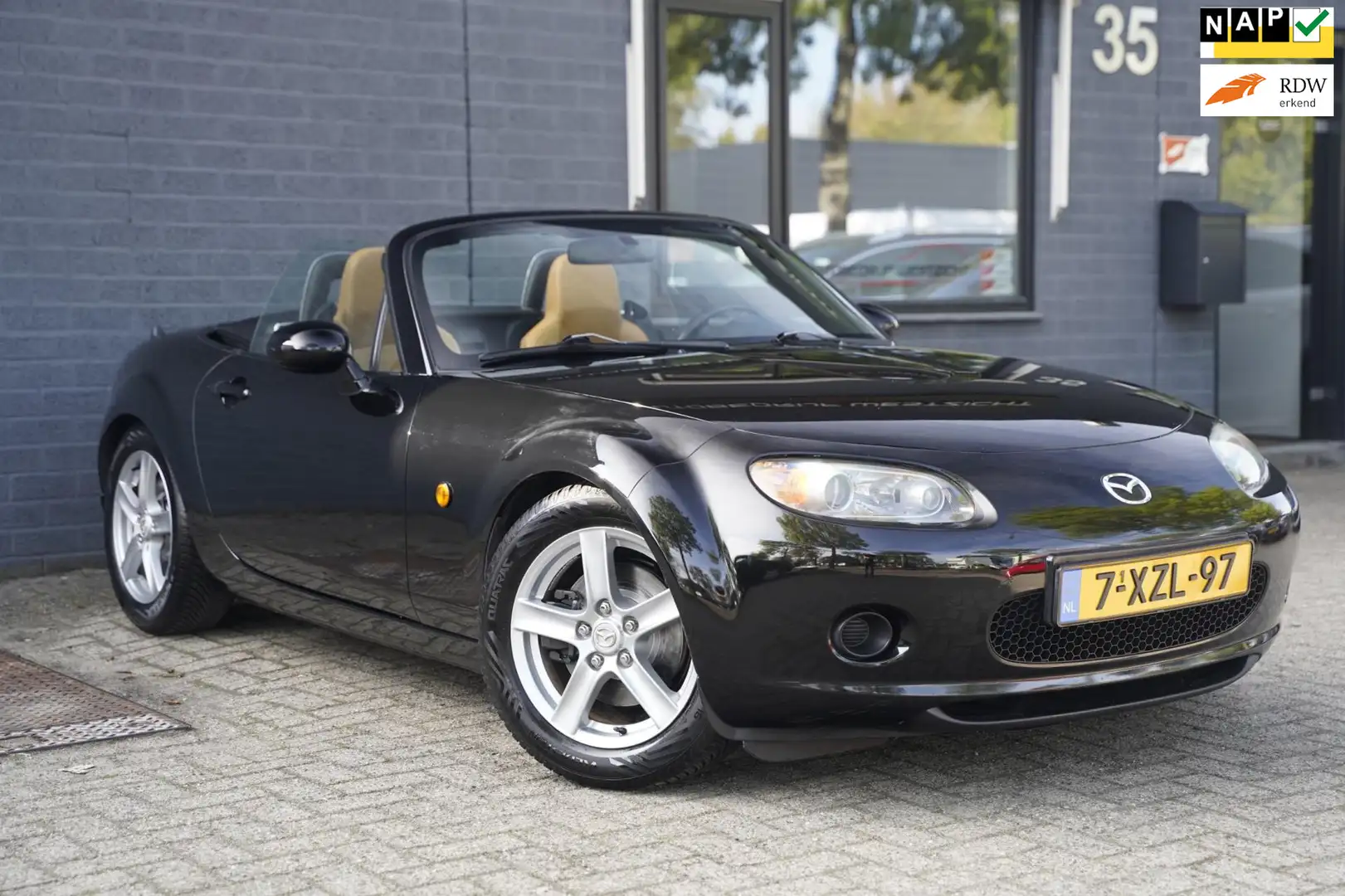 Mazda MX-5 1.8 Touring, Leder, Xenon, Airco, NAP Schwarz - 1