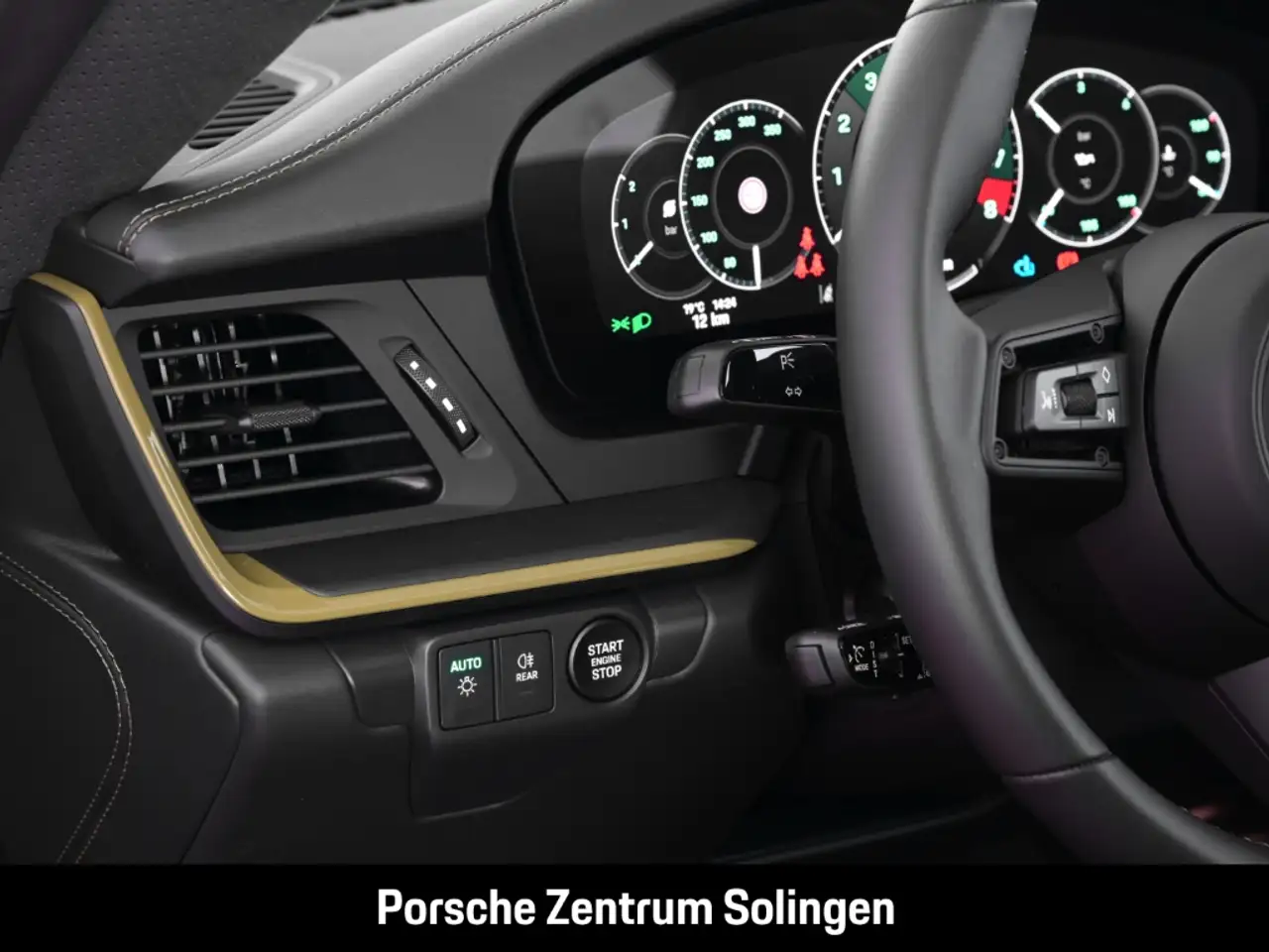 Porsche 992 911 Spirit 70 BURMESTER PCCB Lift 14