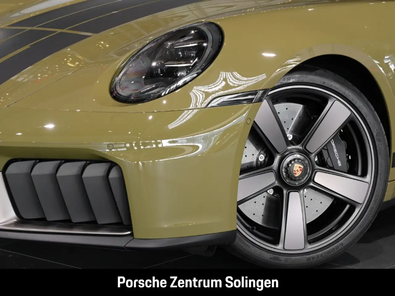 Porsche 992 911 Spirit 70 BURMESTER PCCB Lift 6