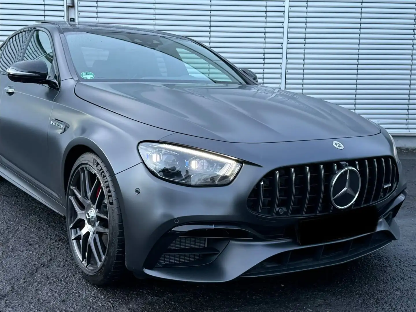 Mercedes-Benz E 63 AMG E63S AMG 4Matic+ FINAL-EDITION/CARBON-2/MWST/1HD Gris - 2