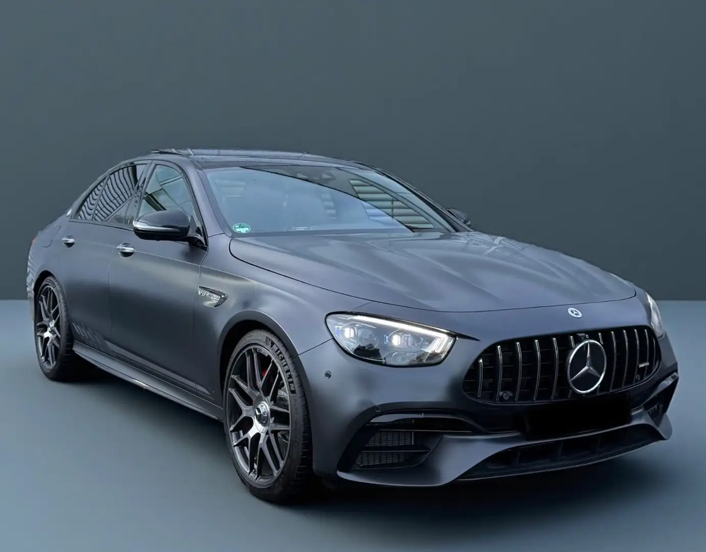 Mercedes-Benz E 63 AMG E63S AMG 4Matic+ FINAL-EDITION/CARBON-2/MWST/1HD Gris - 1