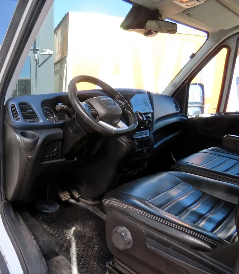 Iveco Daily 2022 — фото 10