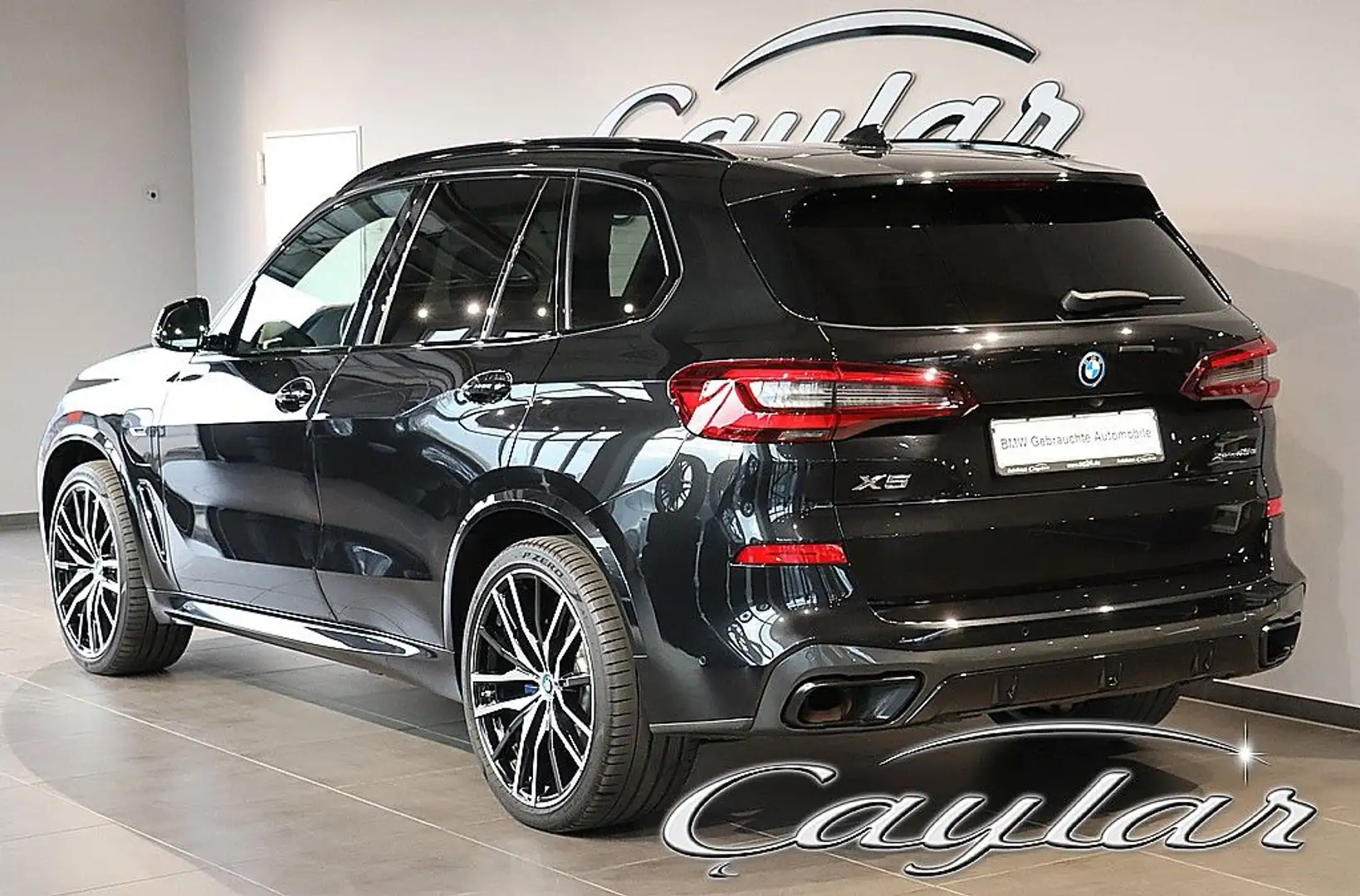 BMW X5 45e M SPORT NIGHT VISION MASSAGE BELÜFTET B&W Zwart - 2