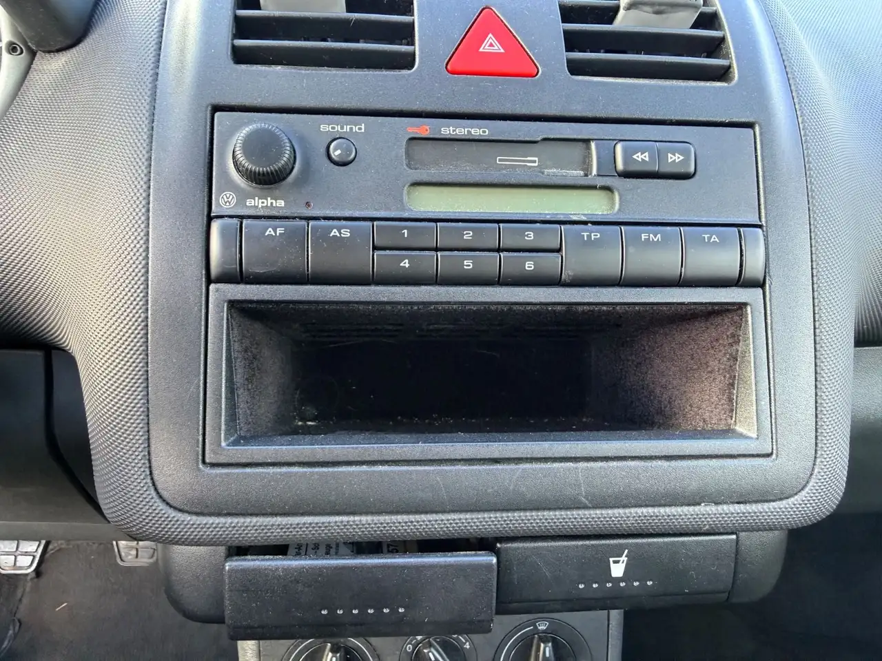 Volkswagen Polo 1.0 COMFORTLINE, foto 12