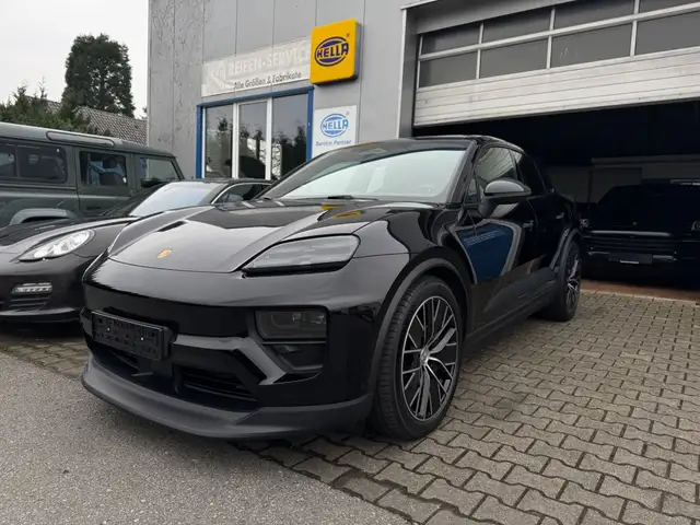 Porsche Macan Electric 4*BI-COLOR*LUFTF*PANO*21ZOLL*