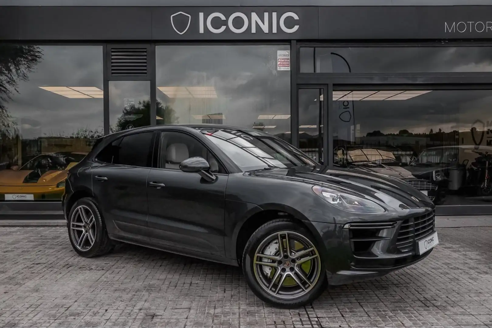 Porsche Macan Turbo Aut. Gris - 1