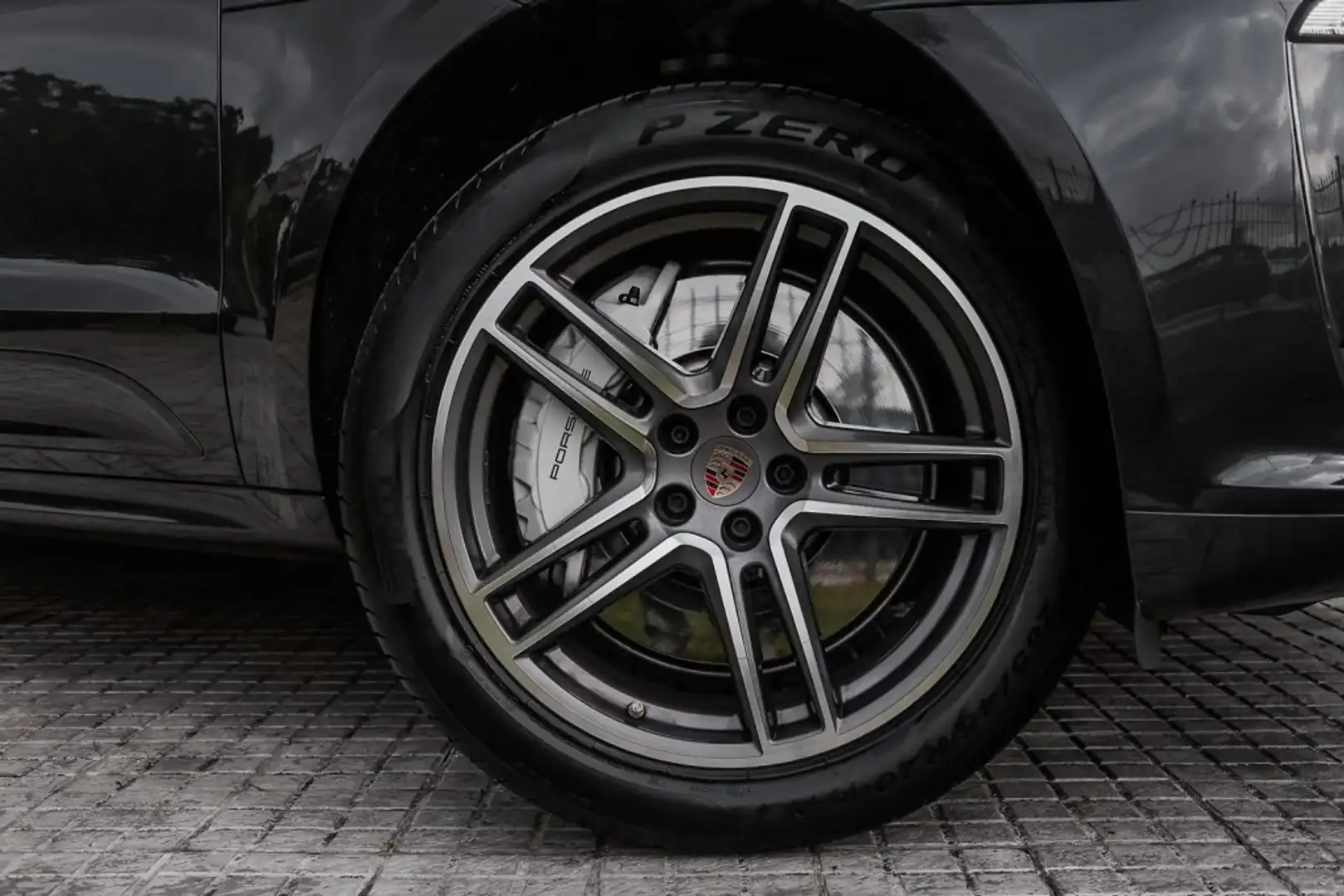 Porsche Macan Turbo Aut. Gris - 2