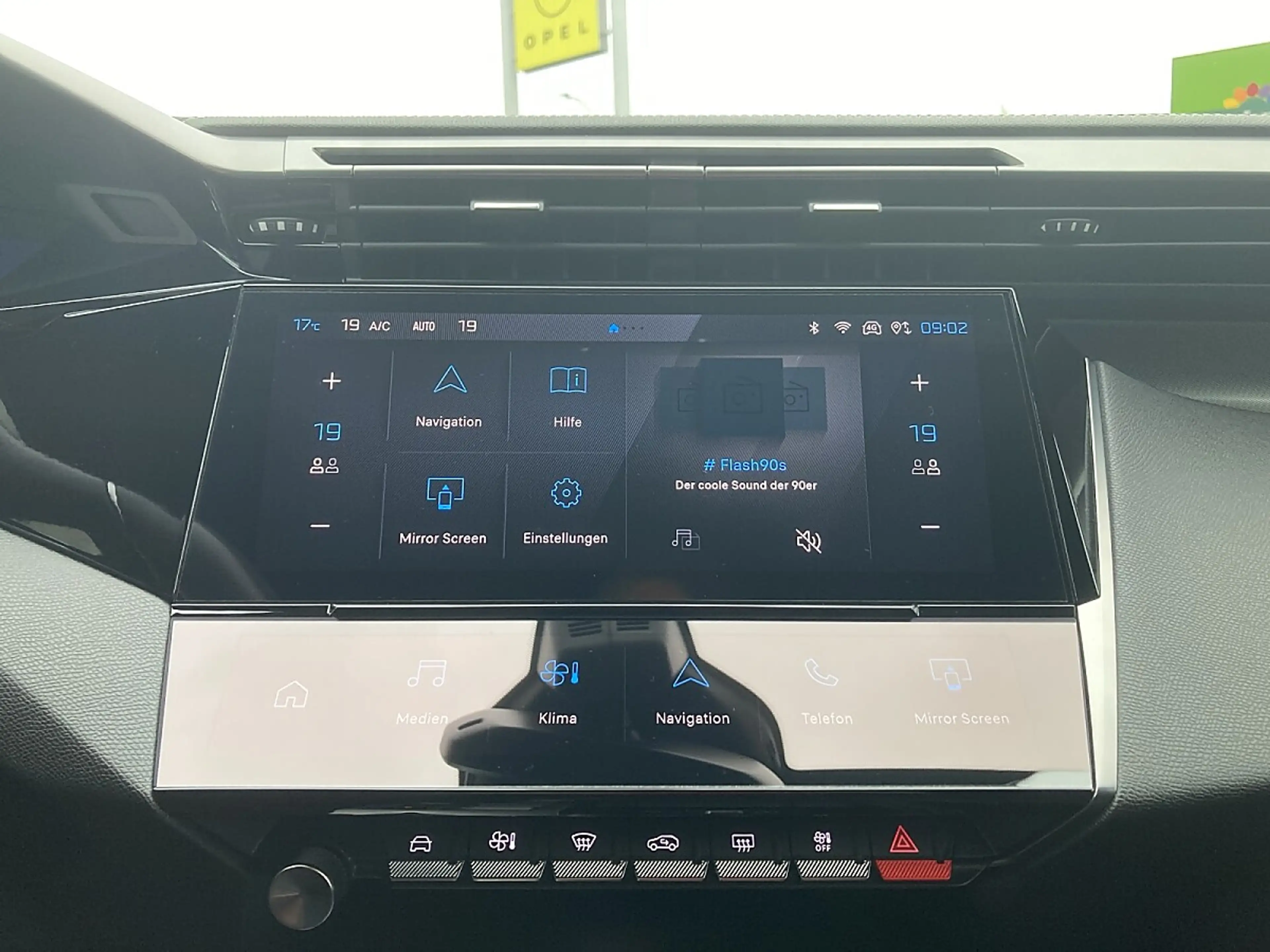 Peugeot 408 PureTech 130 S&S EAT8 GT — photo 9
