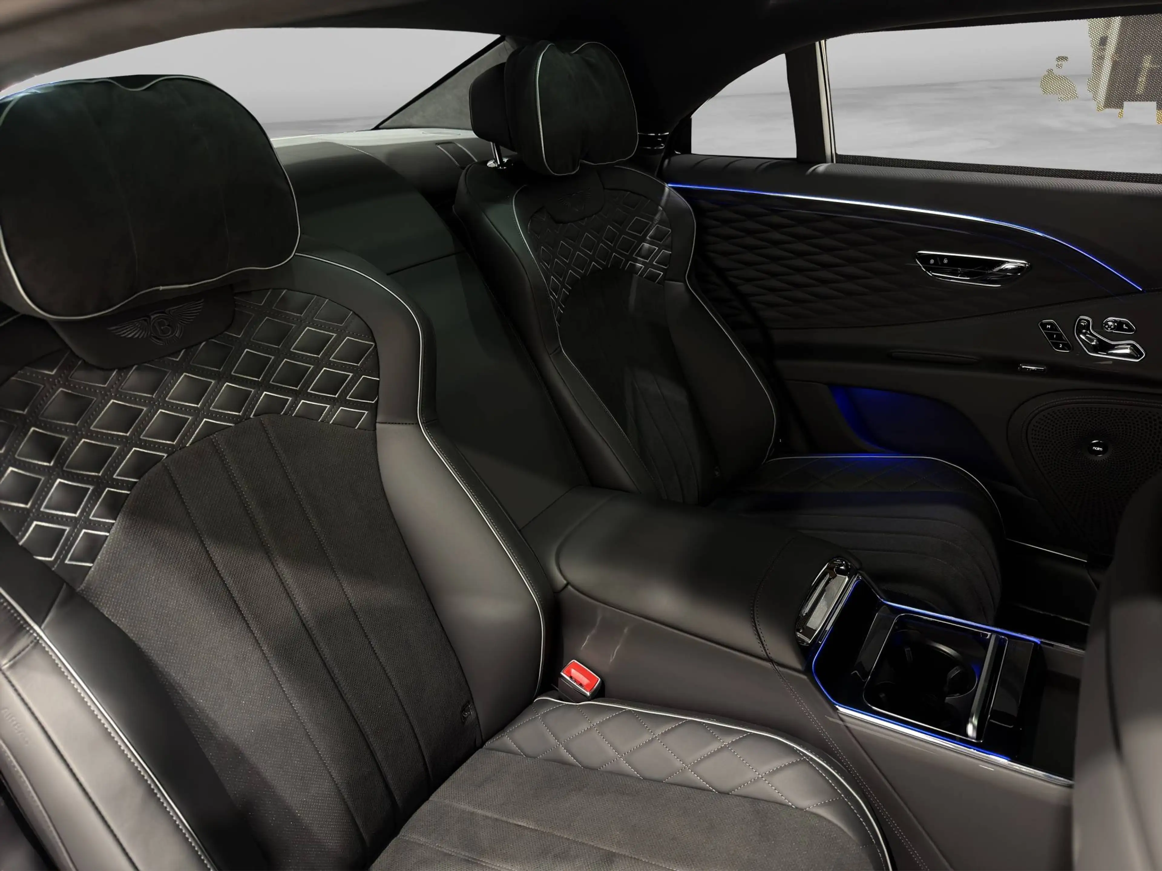 Bentley Flying Spur 6.0 BiTurbo W12 ***EDITION 12*FULL OPTIONS*** — photo 12