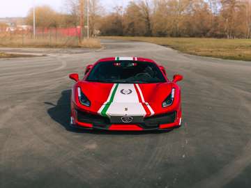 Pista/ Full carbon options/ Full PPF/ Lift system