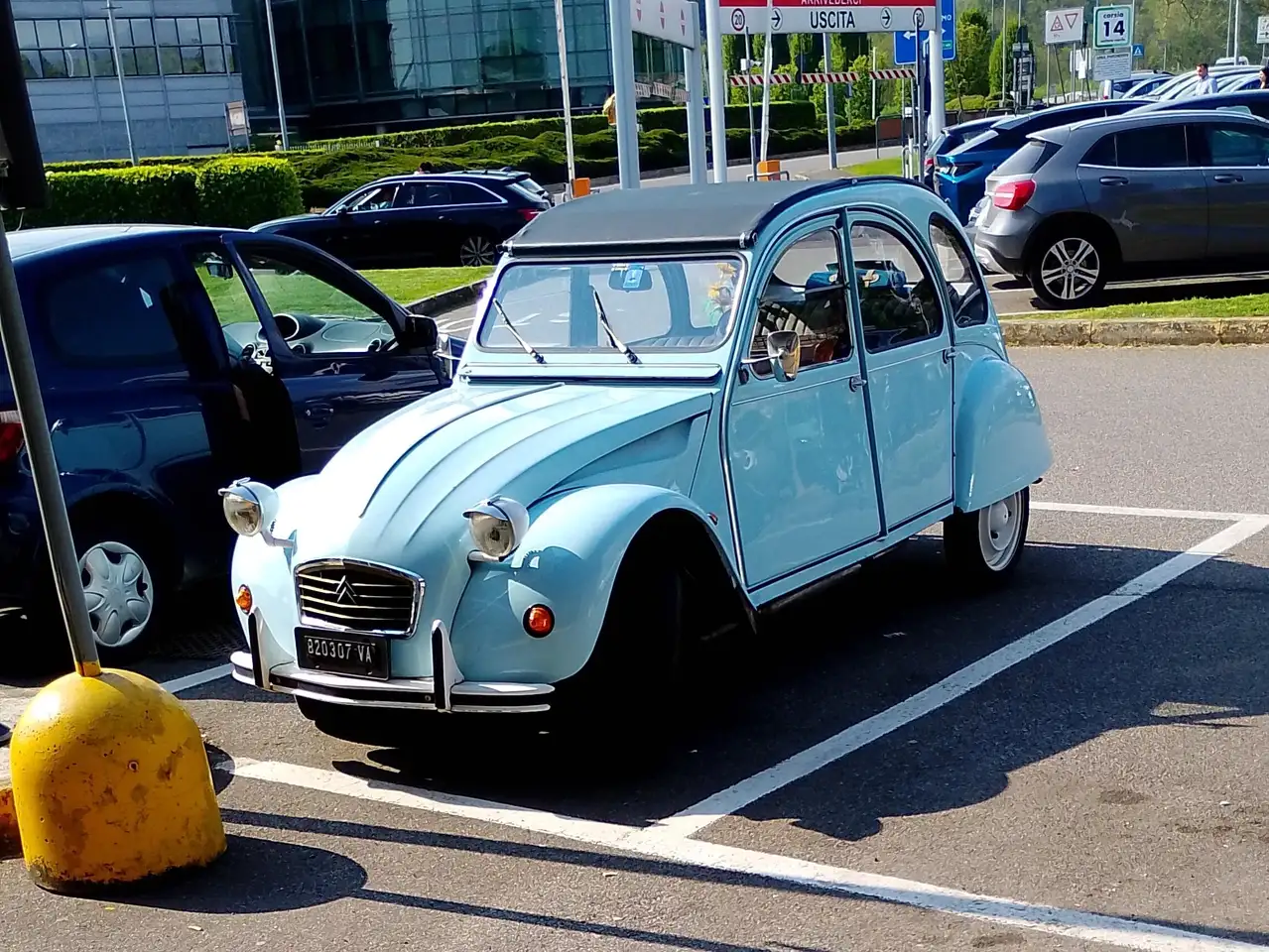 Citroen 2CV6 0.6 Special, foto 1