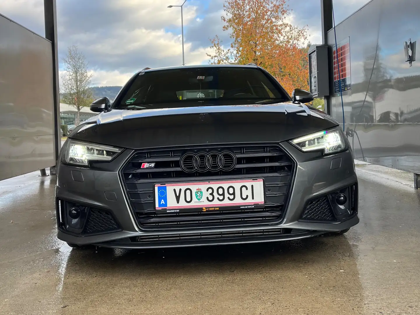 Audi S4 Avant 3.0 TDI - 347 PS Grau - 1