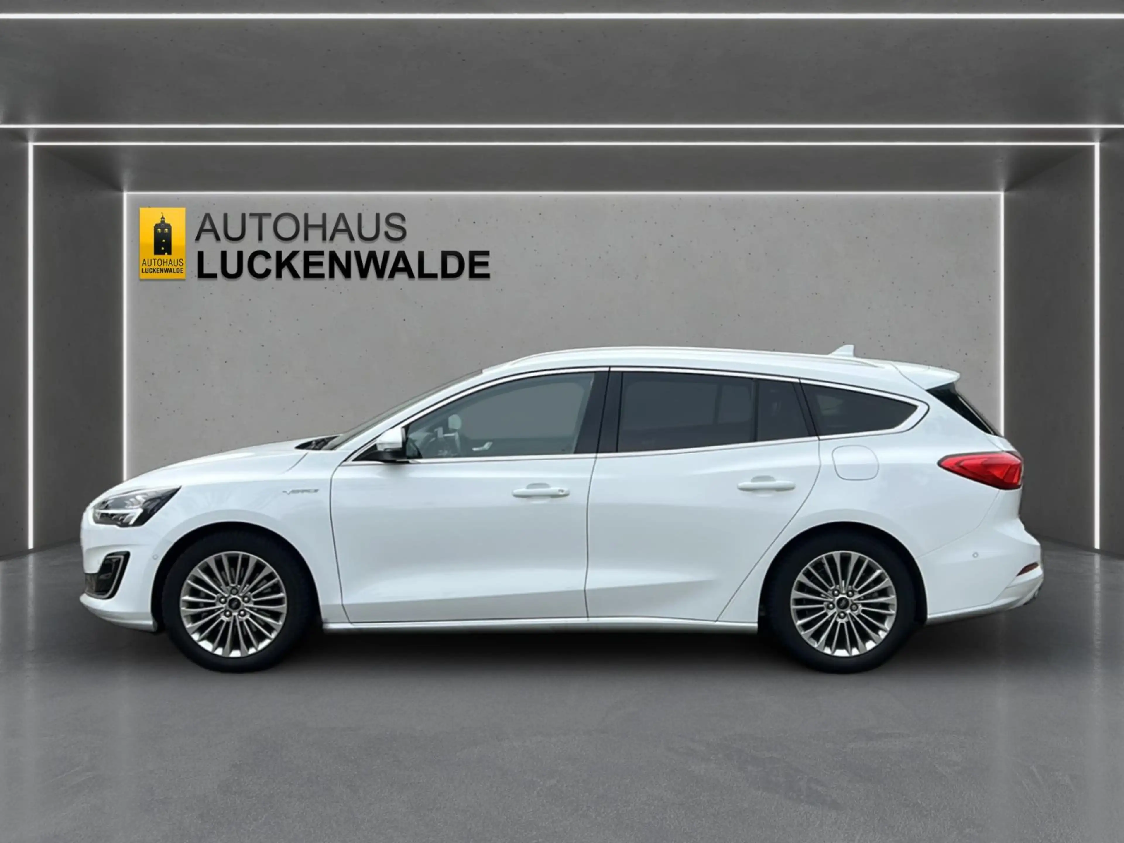 Ford Focus Turnier 1.5 EcoBoost Vignale Aut. *StdHz* — photo 5