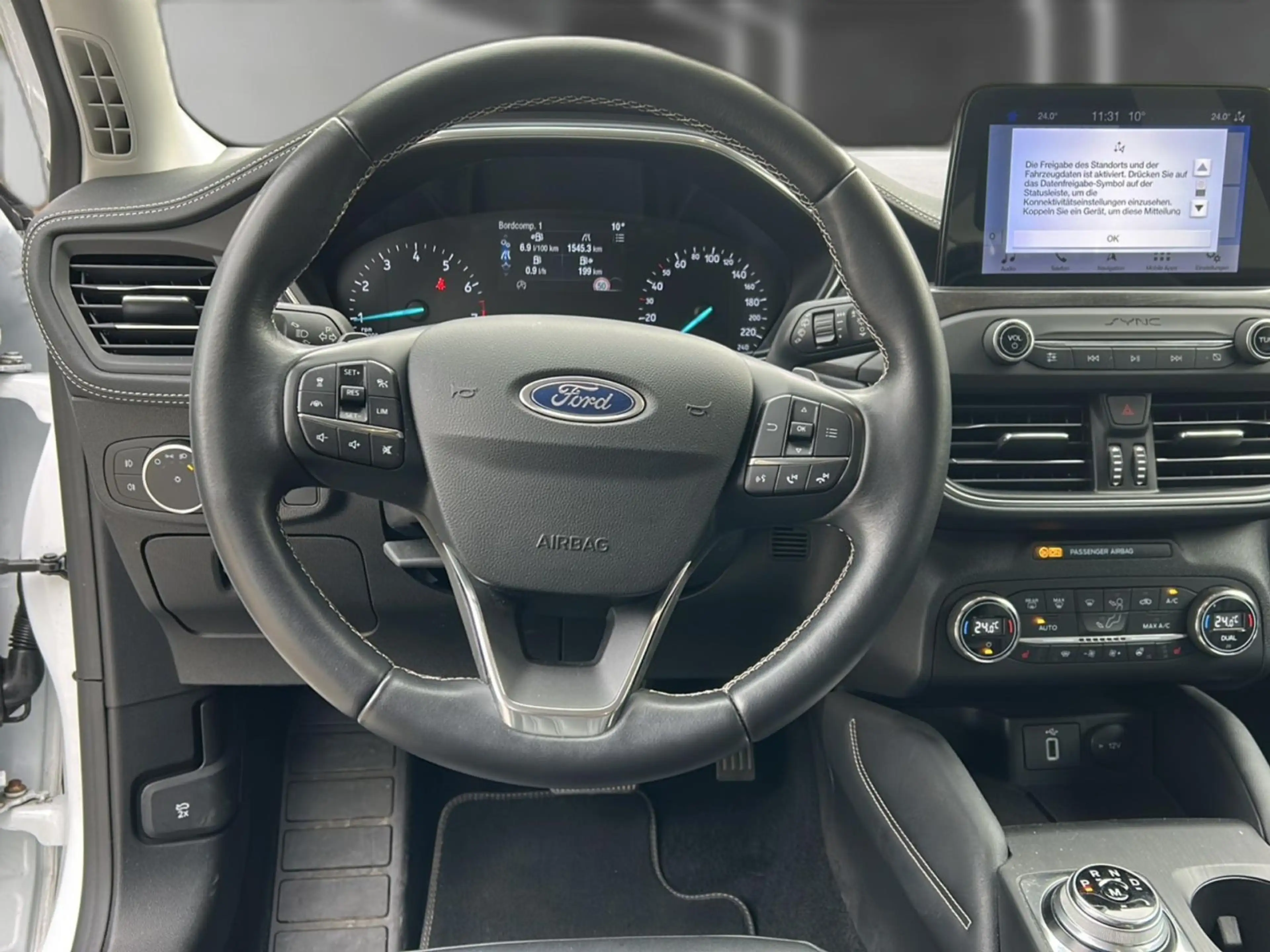 Ford Focus Turnier 1.5 EcoBoost Vignale Aut. *StdHz* — photo 12