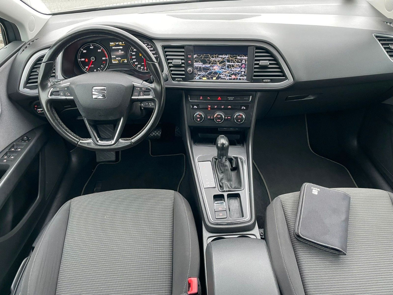 SEAT Leon 1.6TDi Style Automatik Kamera Navi LED — photo 13