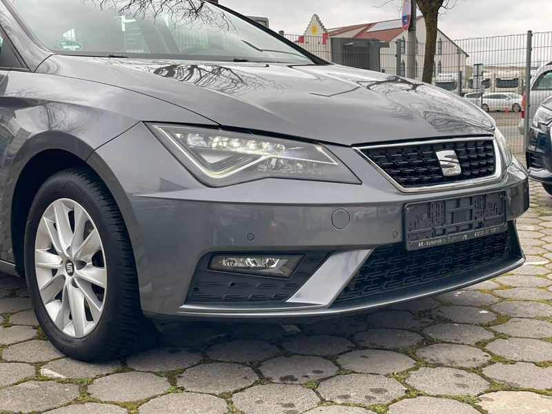 SEAT Leon 1.6TDi Style Automatik Kamera Navi LED — photo 4