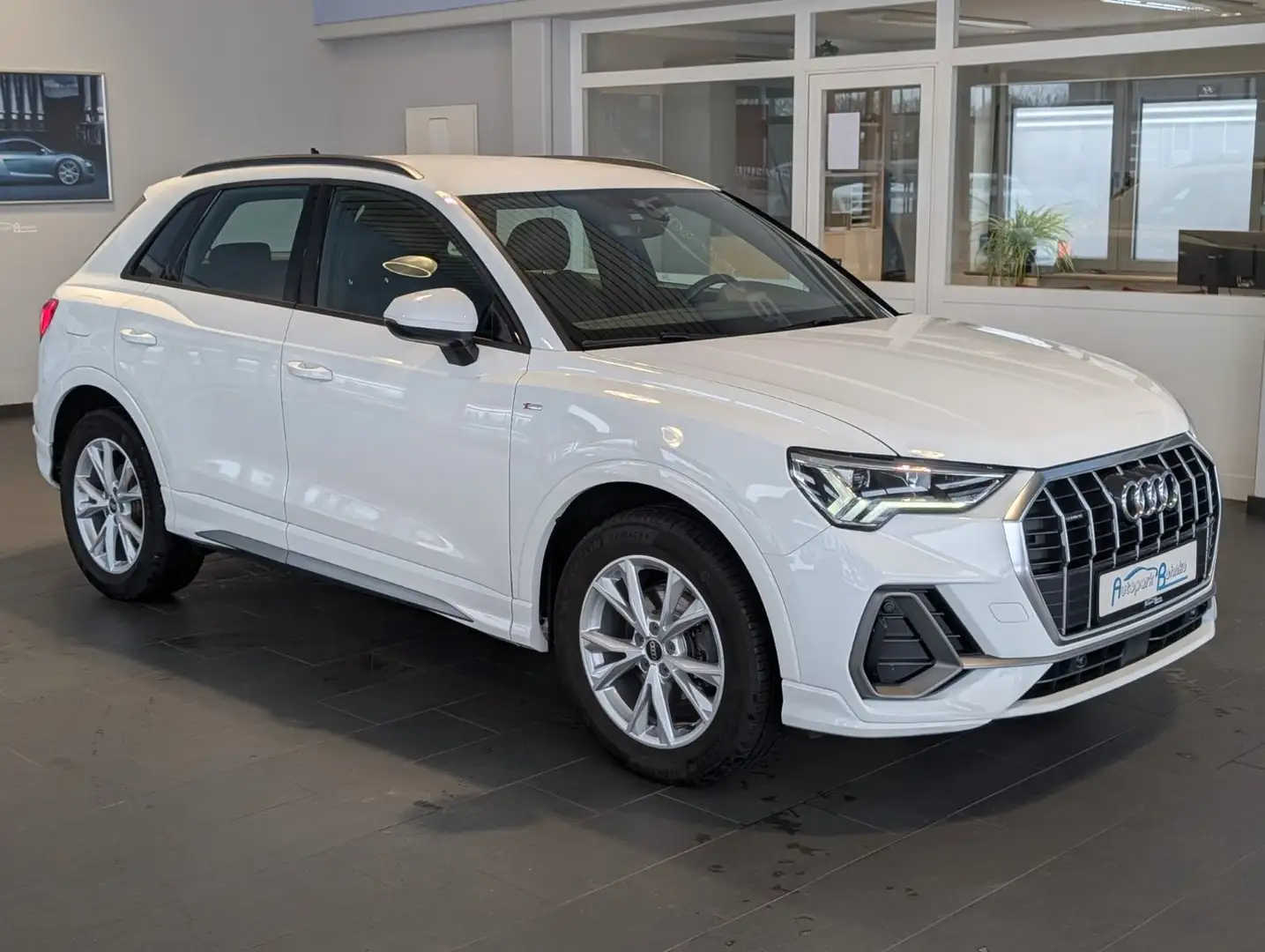 Audi Q3 35 TDI quattro S line*AHK*ACC*LED*Virtual* Blanc - 1