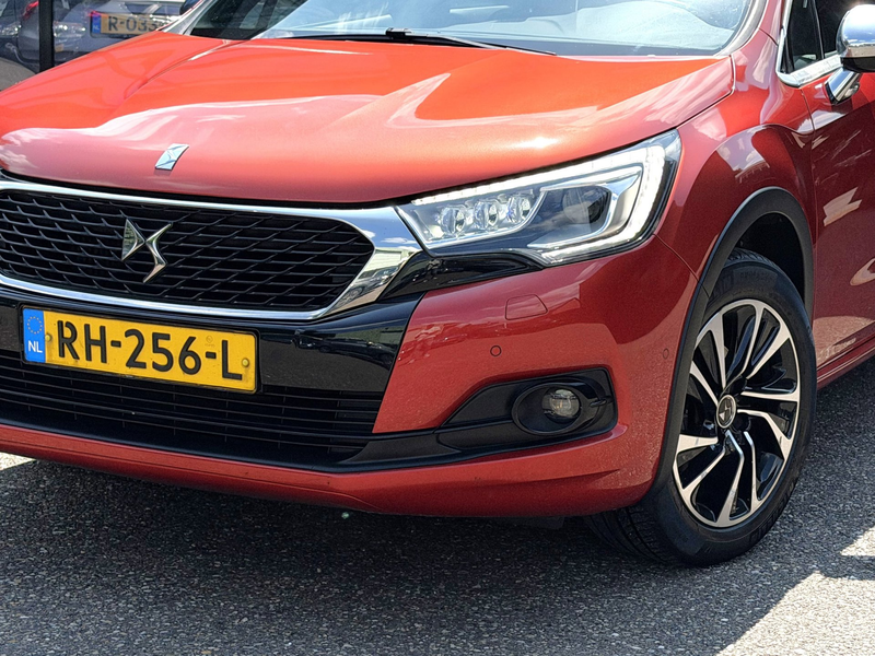 DS Automobiles DS 4 Crossback 1.2 Chic Orange Edition Camera Navigatie — photo 5