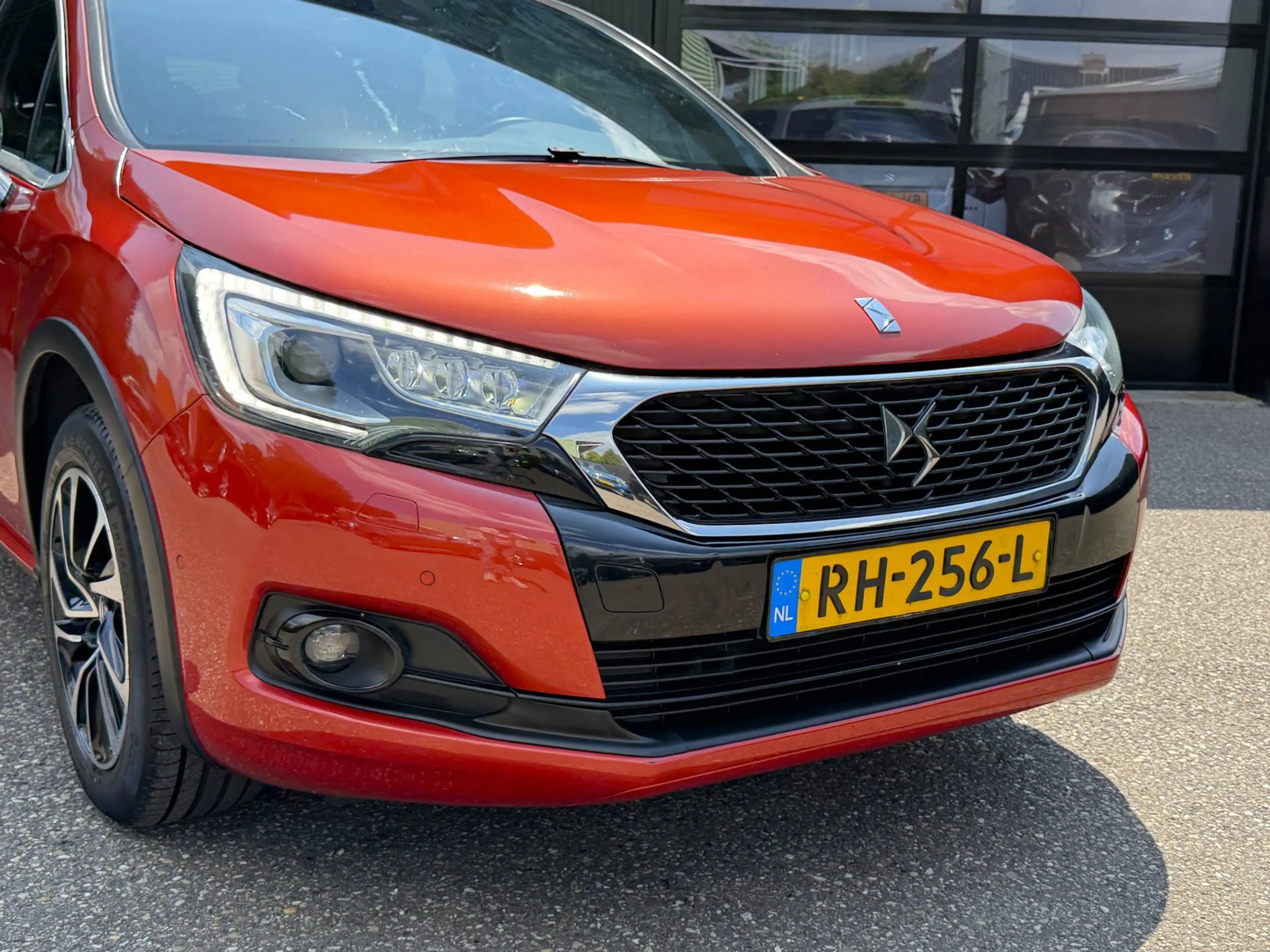 DS Automobiles DS 4 Crossback 1.2 Chic Orange Edition Camera Navigatie — photo 14